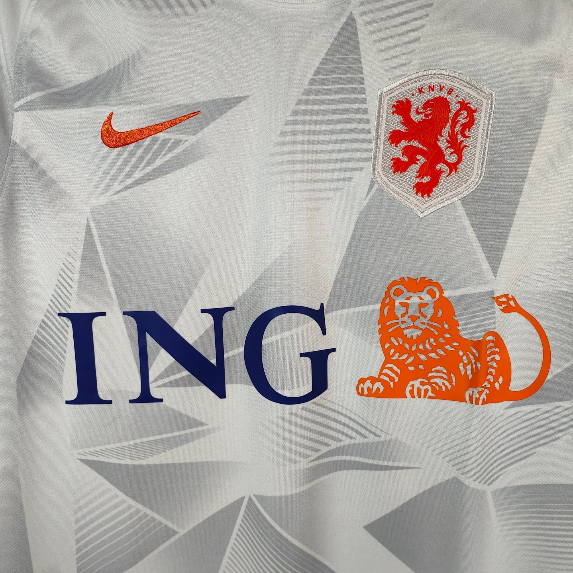 2020 - 21 Netherlands Training Shirt - 8.5/10 - (M) - Eternal Pitch
