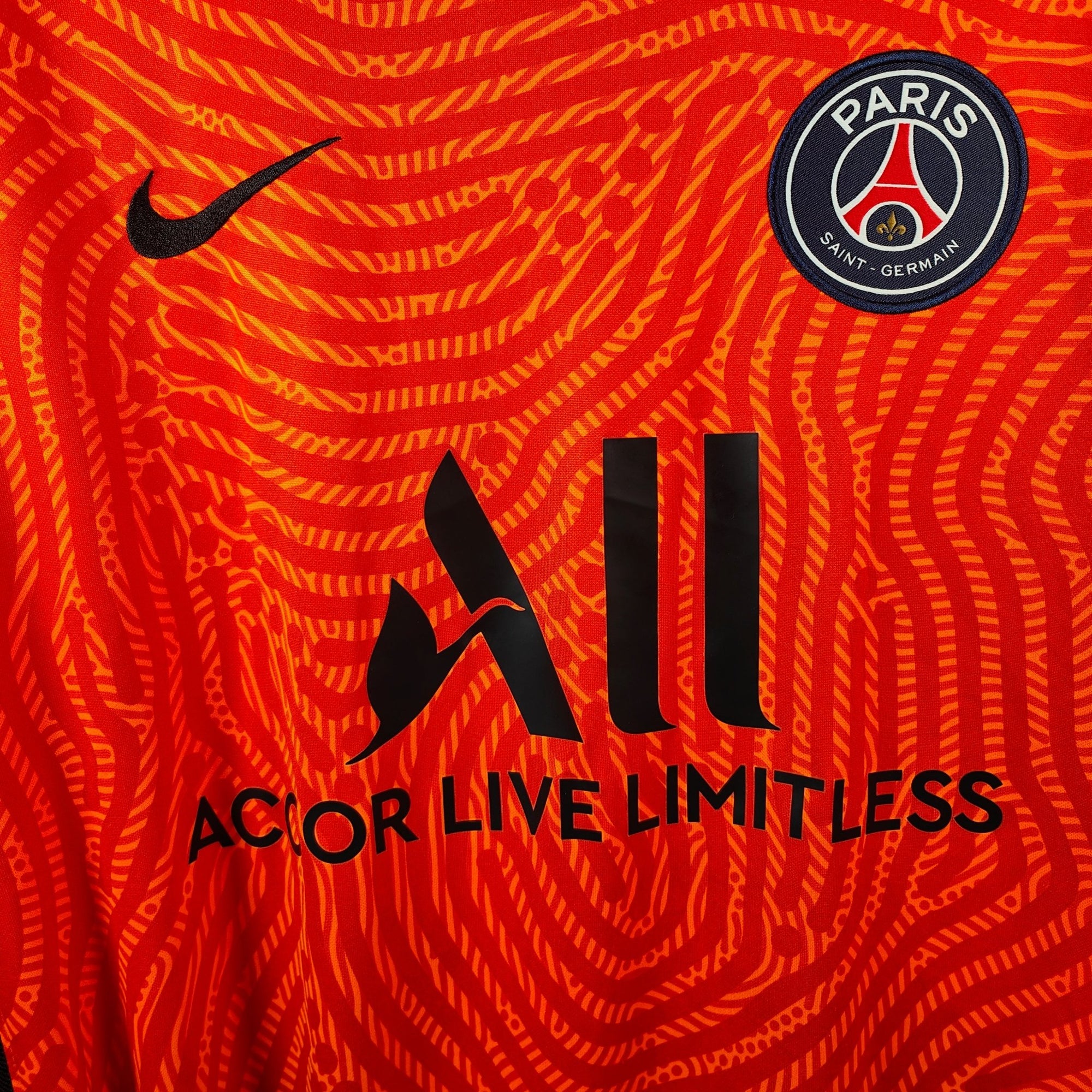2020 - 21 PSG GK Shirt - 6/10 - (M) - Eternal Pitch