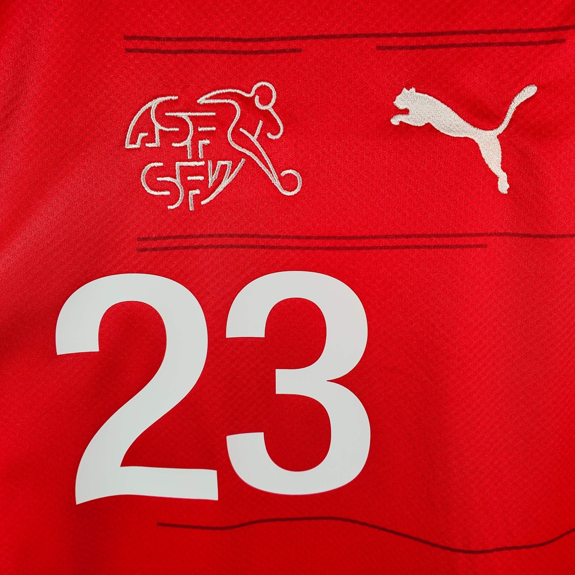 2020 - 21 Switzerland Home Shirt Shaqiri 23 - 9.5/10 - (M) - Eternal Pitch