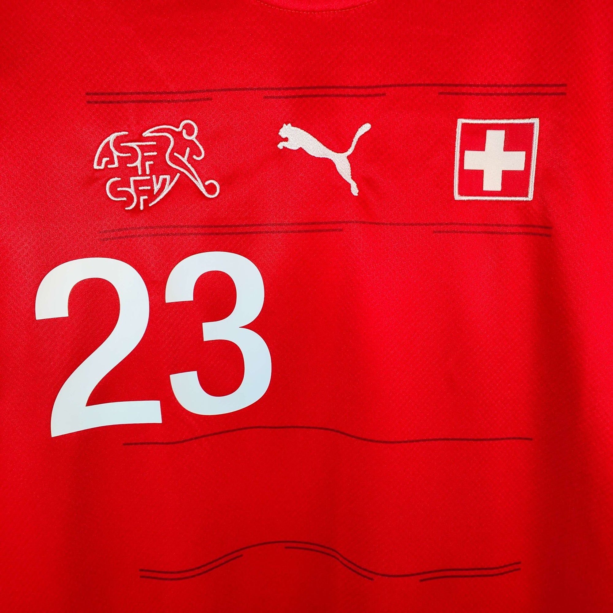 2020 - 21 Switzerland Home Shirt Shaqiri 23 - 9.5/10 - (XL) - Eternal Pitch