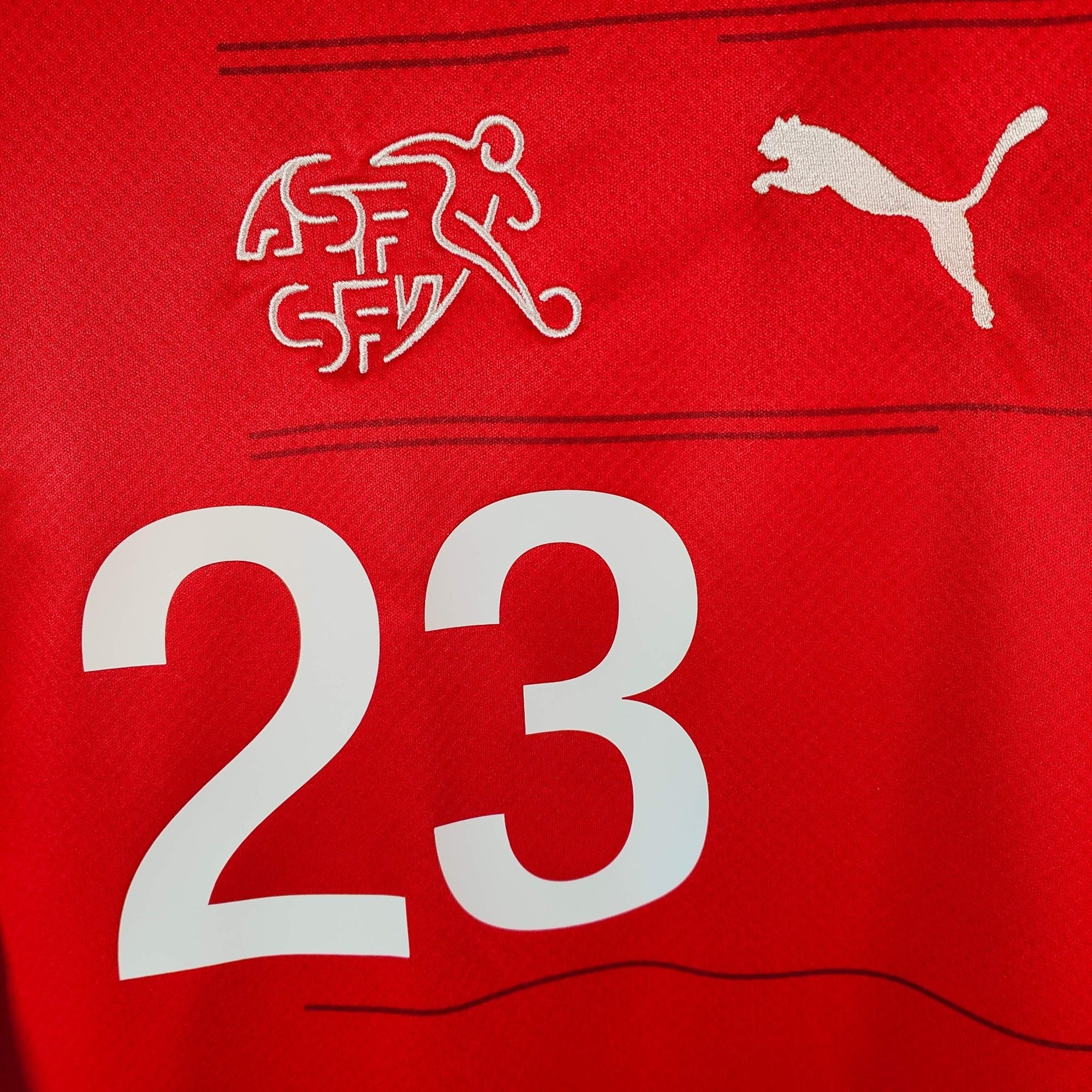 2020 - 21 Switzerland Home Shirt Shaqiri 23 - 9.5/10 - (XL) - Eternal Pitch