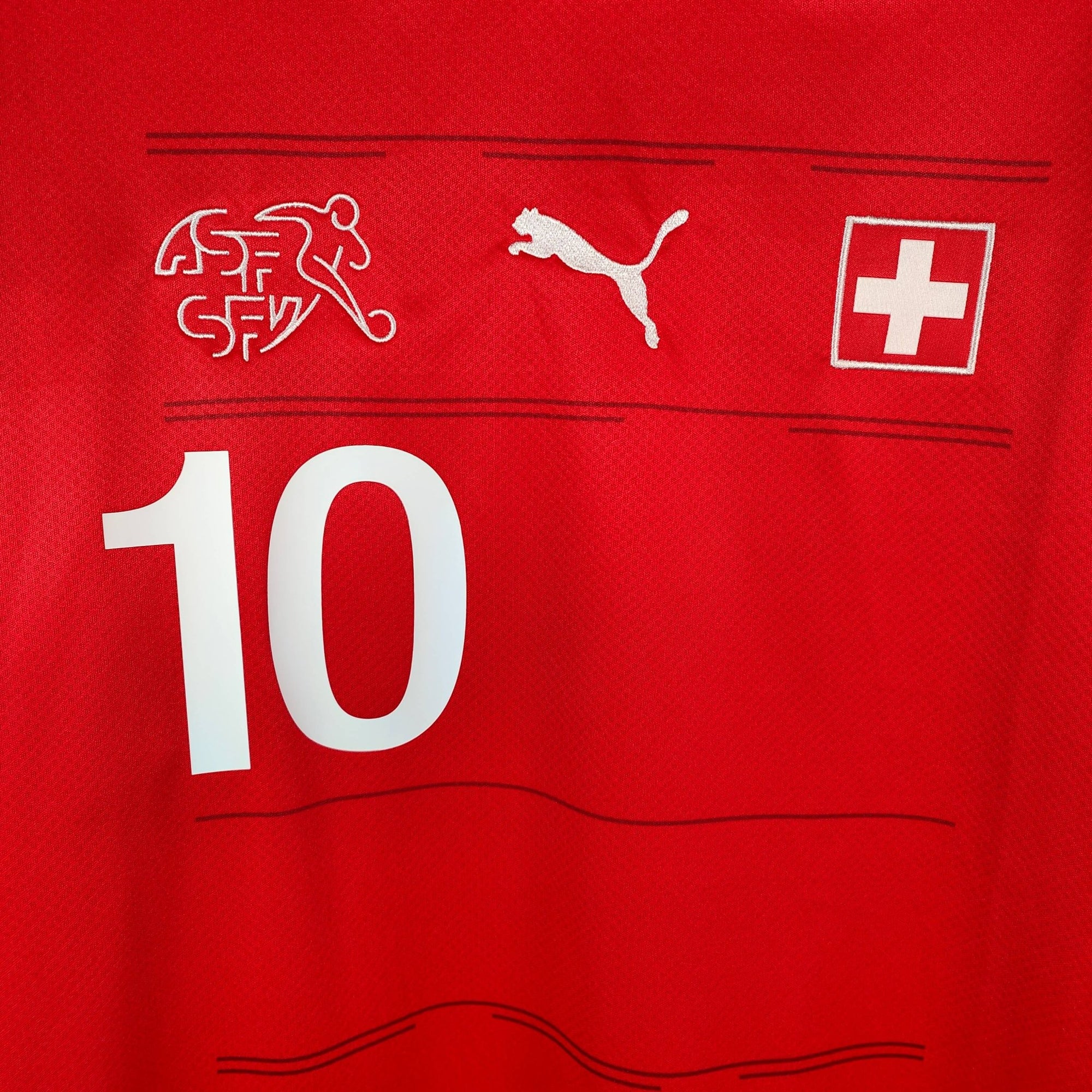 2020 - 21 Switzerland Home Shirt Xhaka 10 - 9.5/10 - (XL) - Eternal Pitch