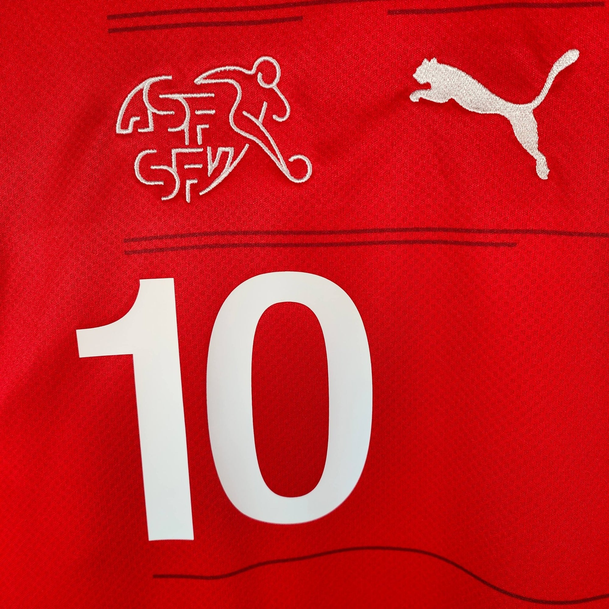 2020 - 21 Switzerland Home Shirt Xhaka 10 - 9.5/10 - (XL) - Eternal Pitch