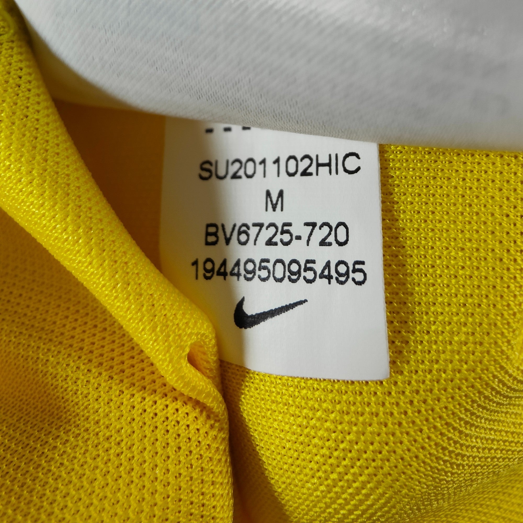 2020 - 21 Young Boys Home Shirt (M) - Eternal Pitch