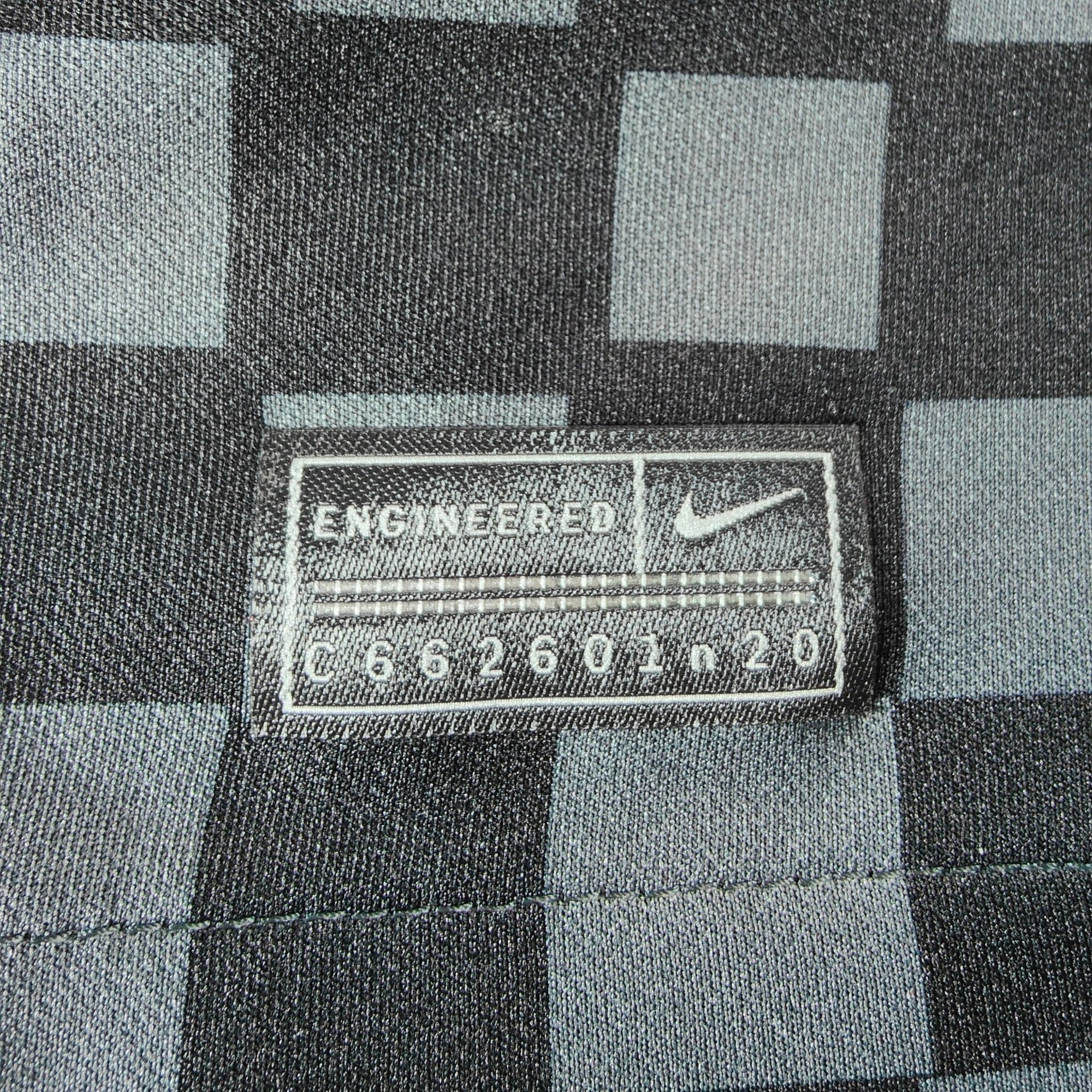 2020 - 22 Croatia Away Shirt - 9.5/10 - (L) - Eternal Pitch