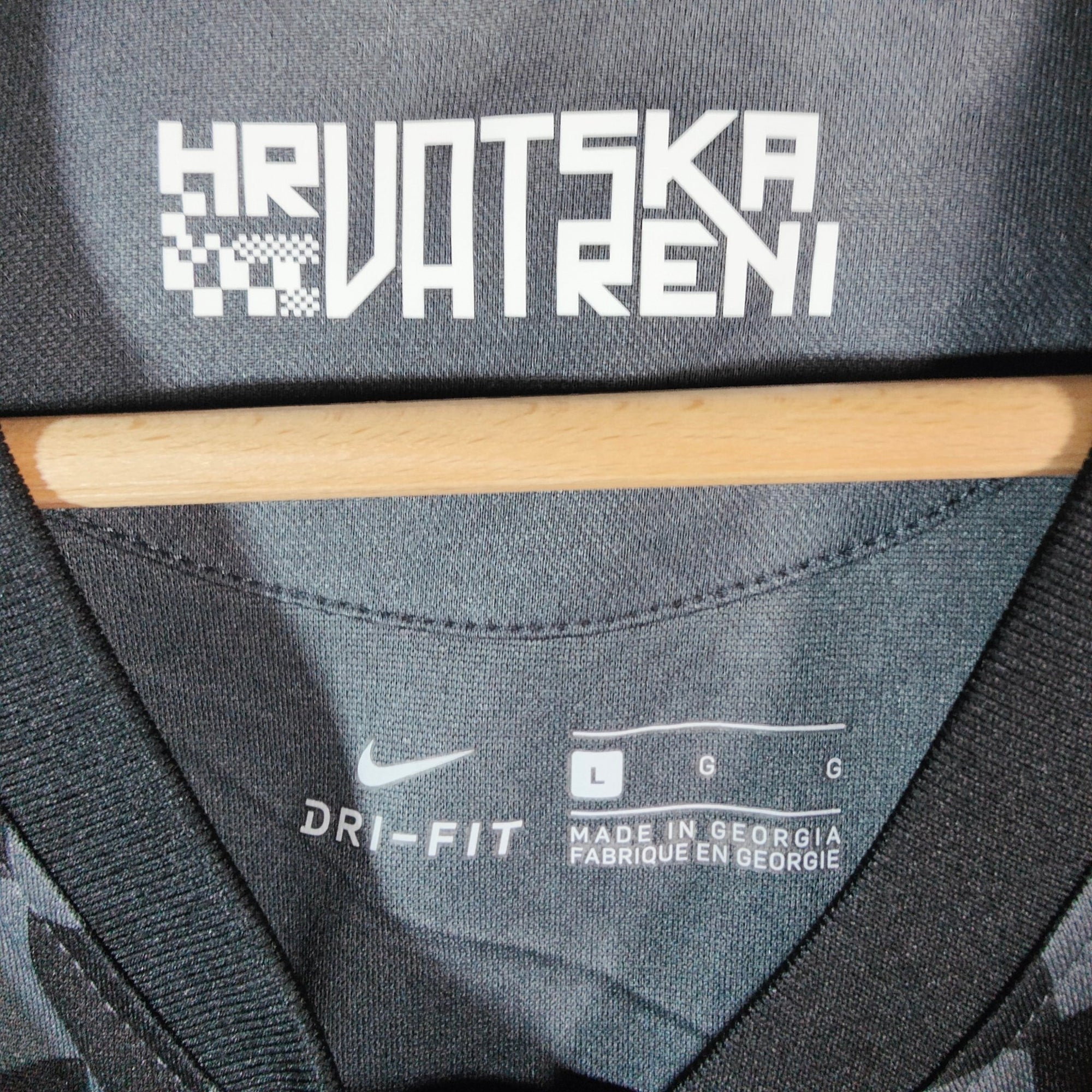 2020 - 22 Croatia Away Shirt - 9.5/10 - (L) - Eternal Pitch