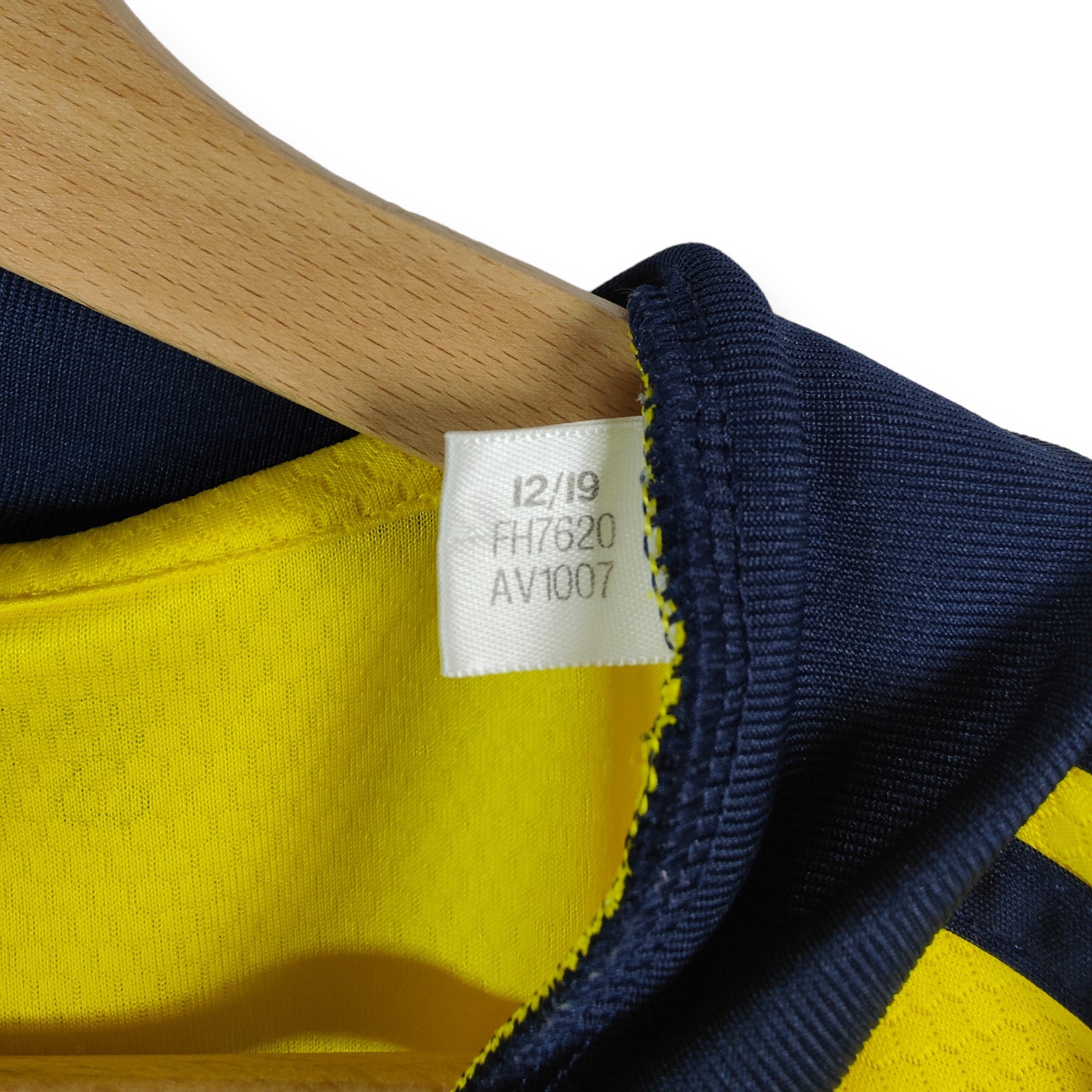 2020 - 22 Sweden Home Shirt Ibrahimovic 11 - 9.5/10 - (M) - Eternal Pitch