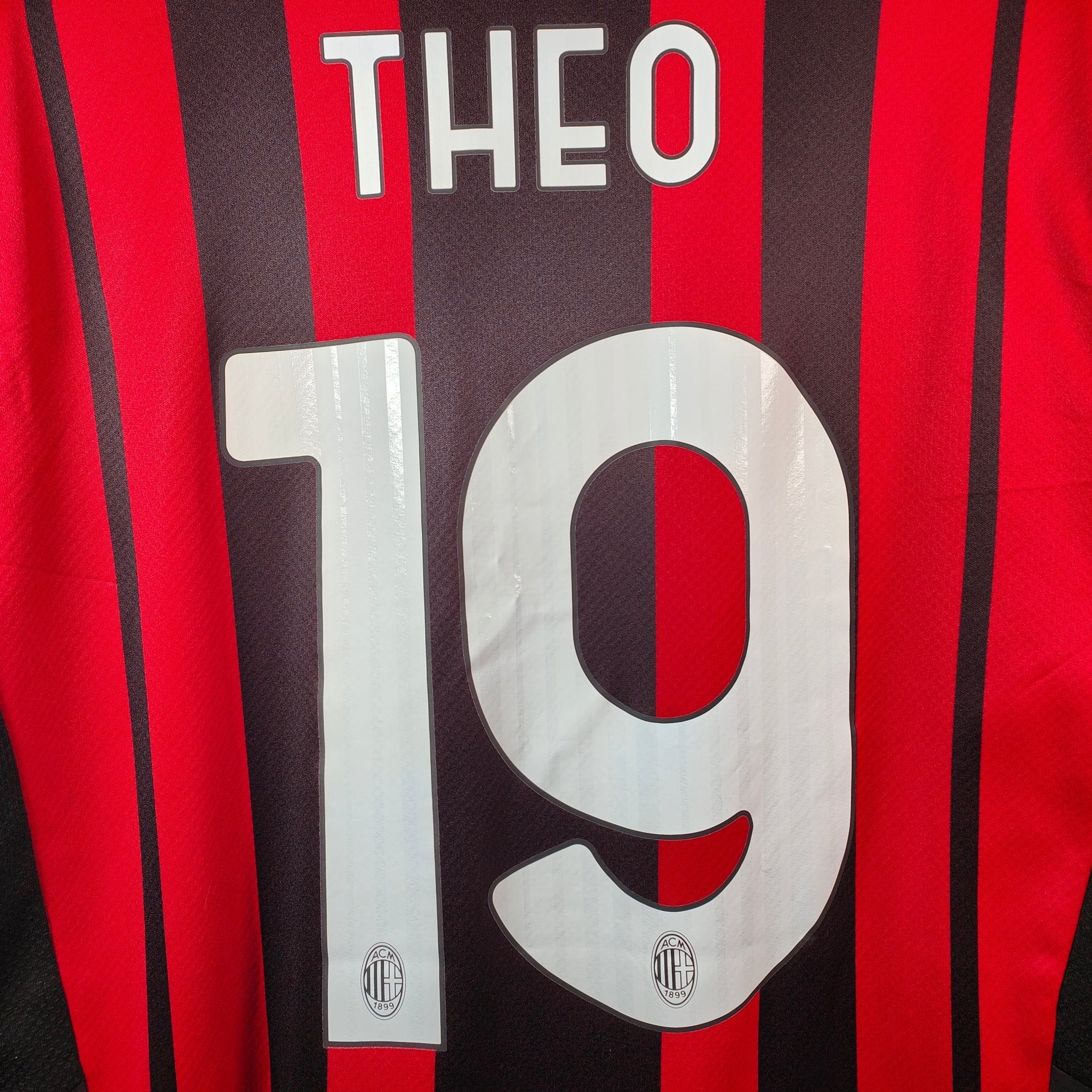 2021-22 AC Milan Home Shirt Theo #19 - 9.5/10 - (M) – Eternal Pitch
