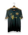 2021 - 22 Bayern Munich Special Oktoberfest Shirt Lewandowski 9 (M) - Eternal Pitch