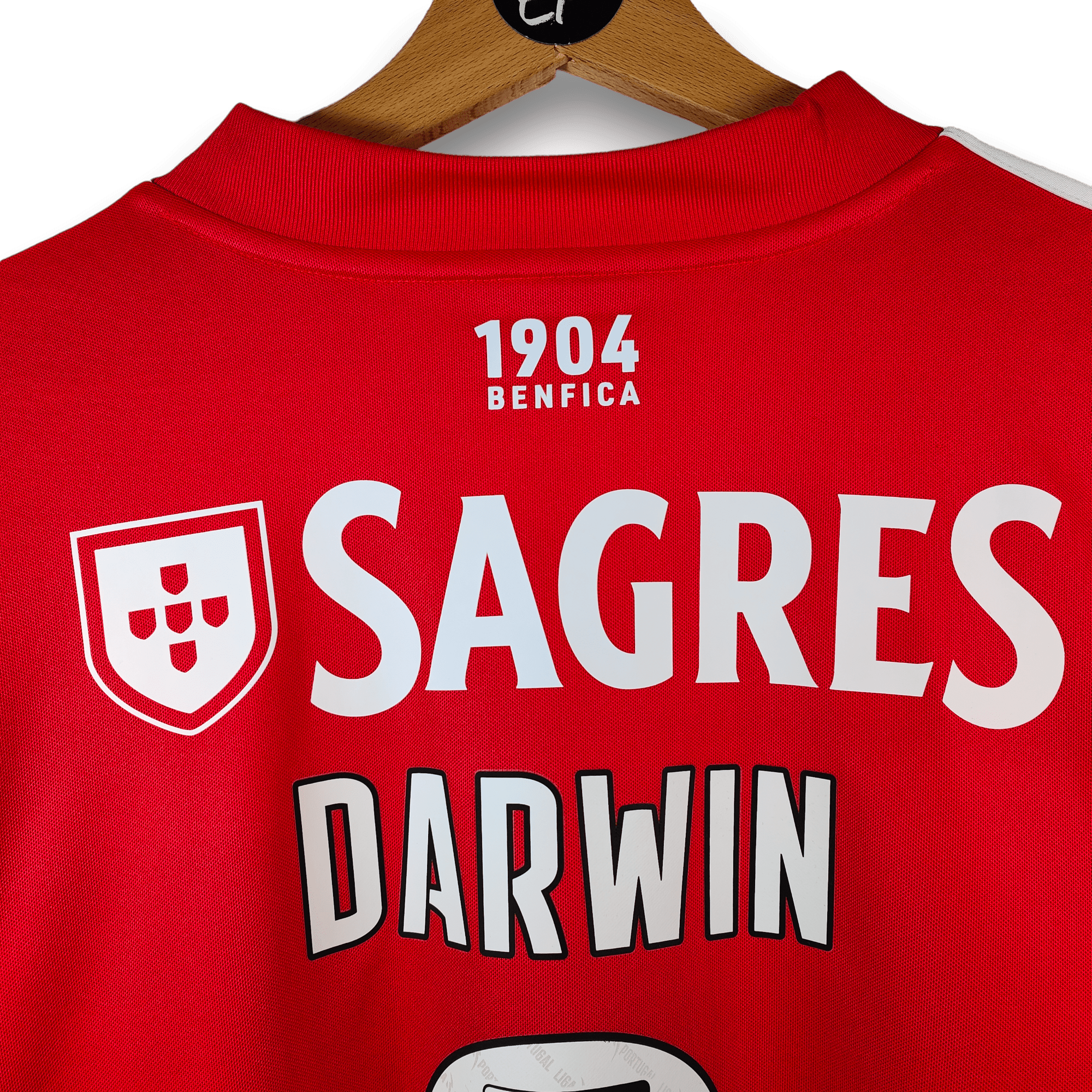 2021 - 22 Benfica Home Shirt Darwin 9 - 9/10 - (L) - Eternal Pitch