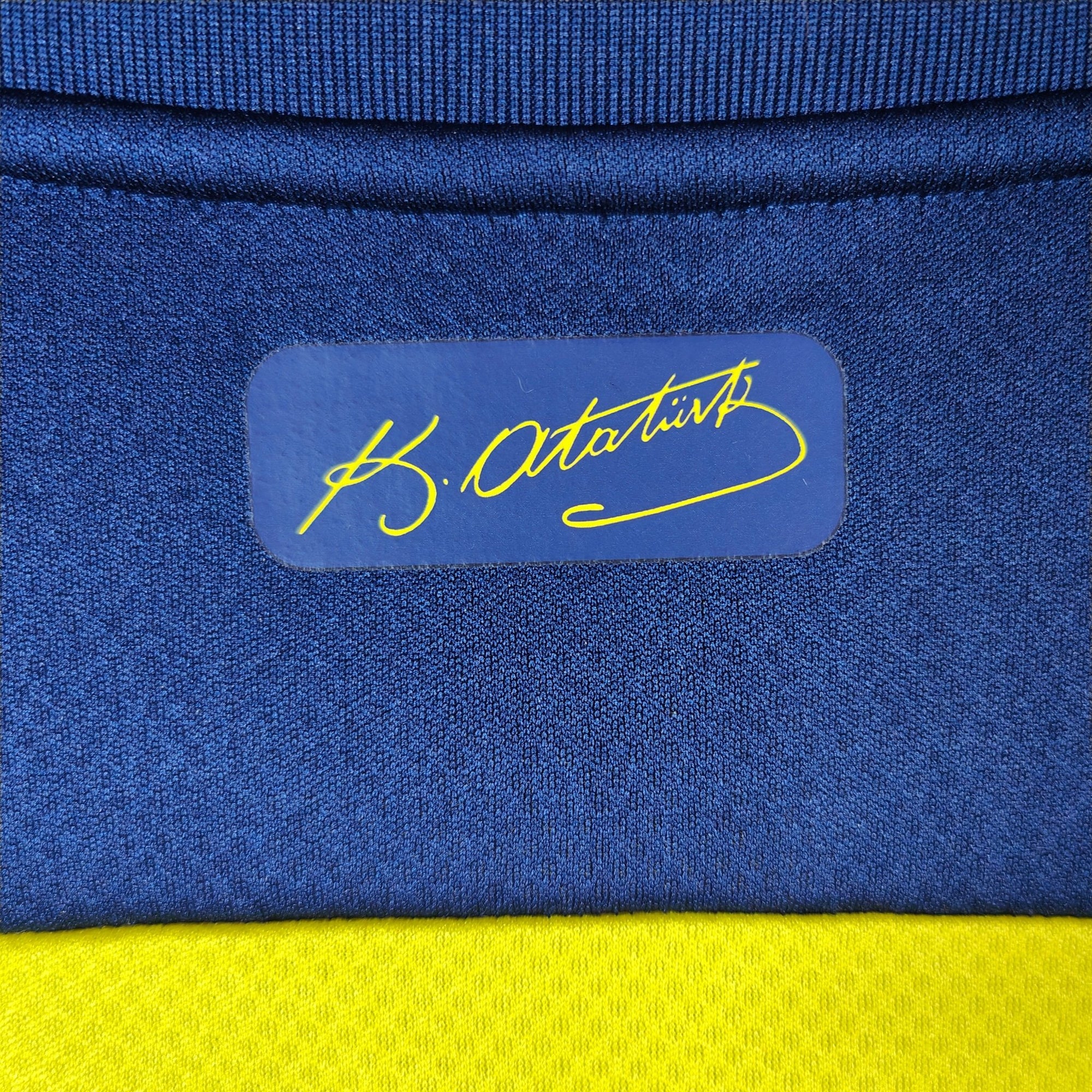 2021 - 22 Fenerbahce Home Shirt - 9.5/10 - (M) - Eternal Pitch