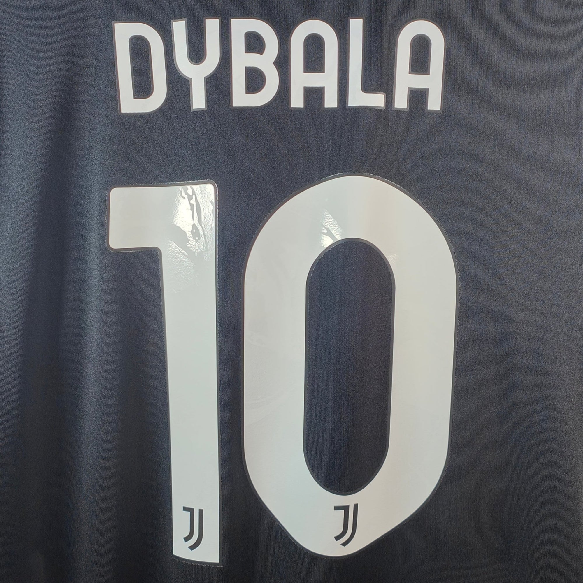 2021 - 22 Juventus Away Shirt Dybala 10 - 9.5/10 - (M) - Eternal Pitch