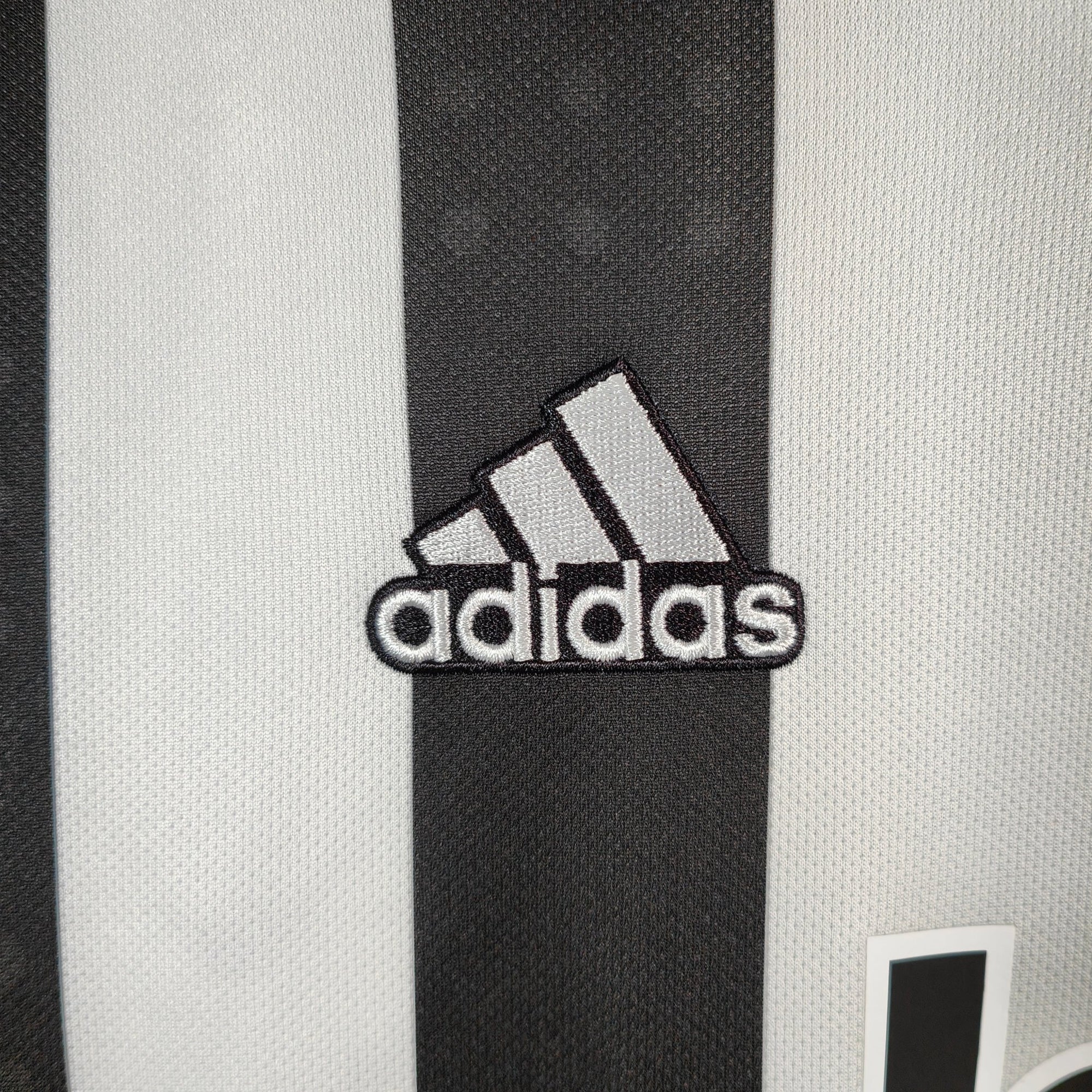 2021 - 22 Juventus Home Shirt Ronaldo 7 - 9.5/10 - (M) - Eternal Pitch