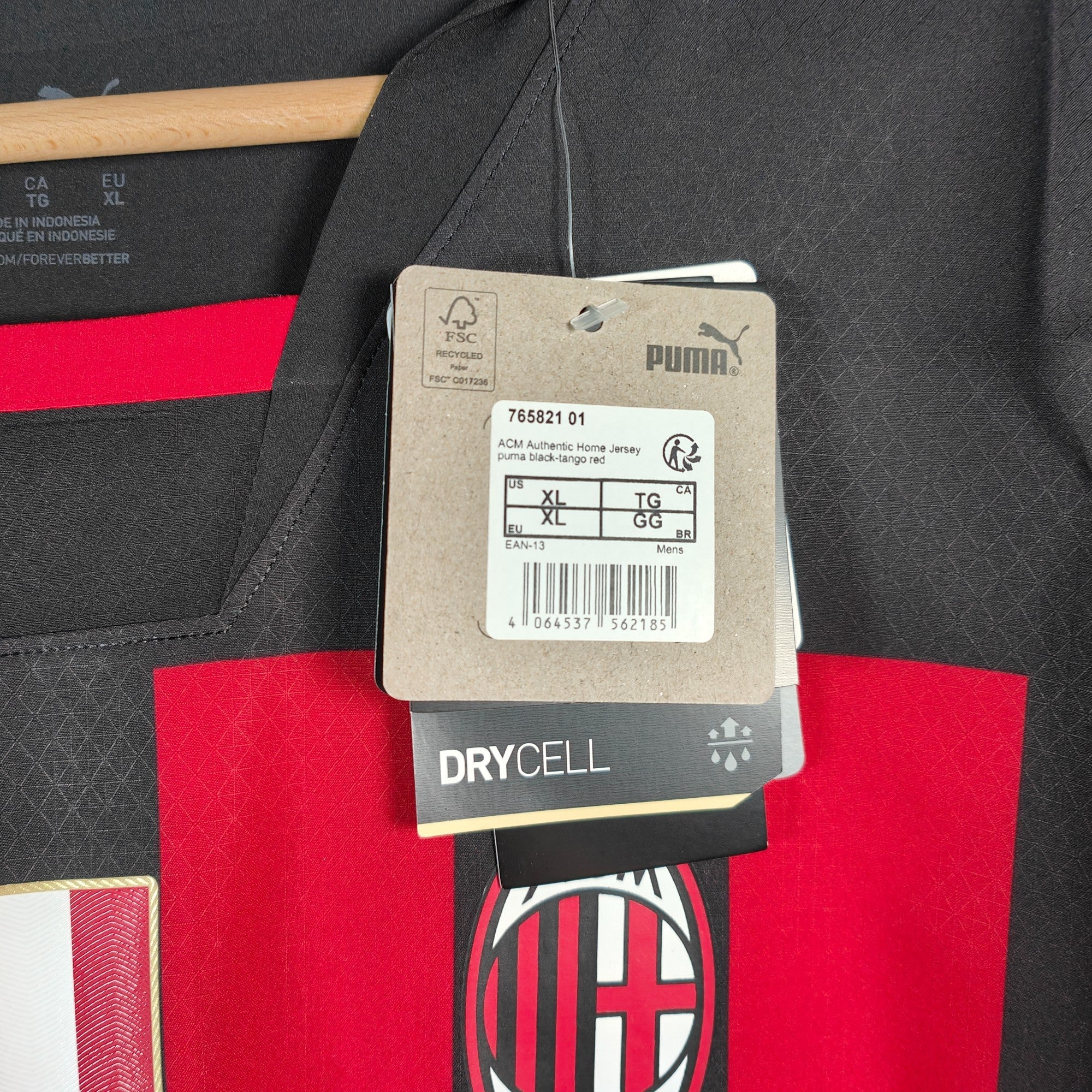 2022 - 23 AC Milan Player Version Home Shirt Ibrahimovic 11 (XL) - Eternal Pitch