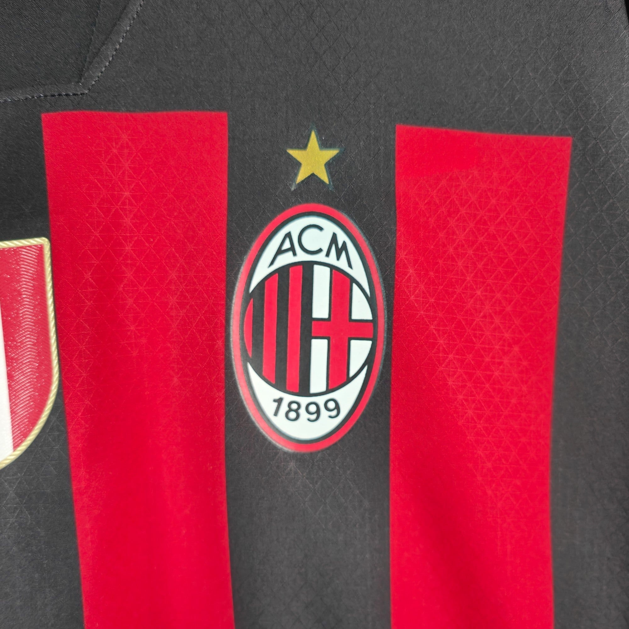 2022 - 23 AC Milan Player Version Home Shirt Ibrahimovic 11 (XL) - Eternal Pitch
