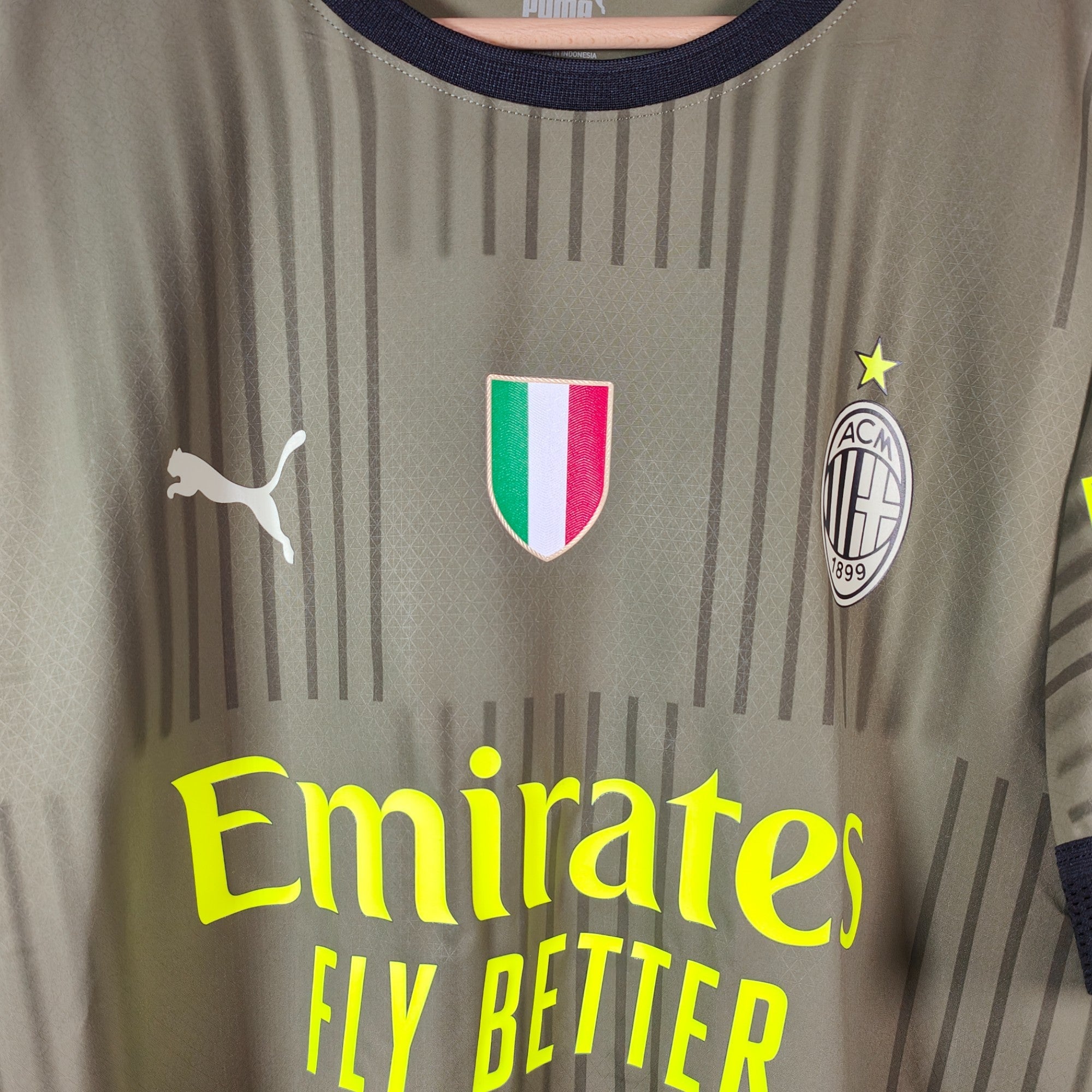 2022 - 23 AC Milan Player Version Third Shirt Theo 19 - BNWT - (XL) - Eternal Pitch