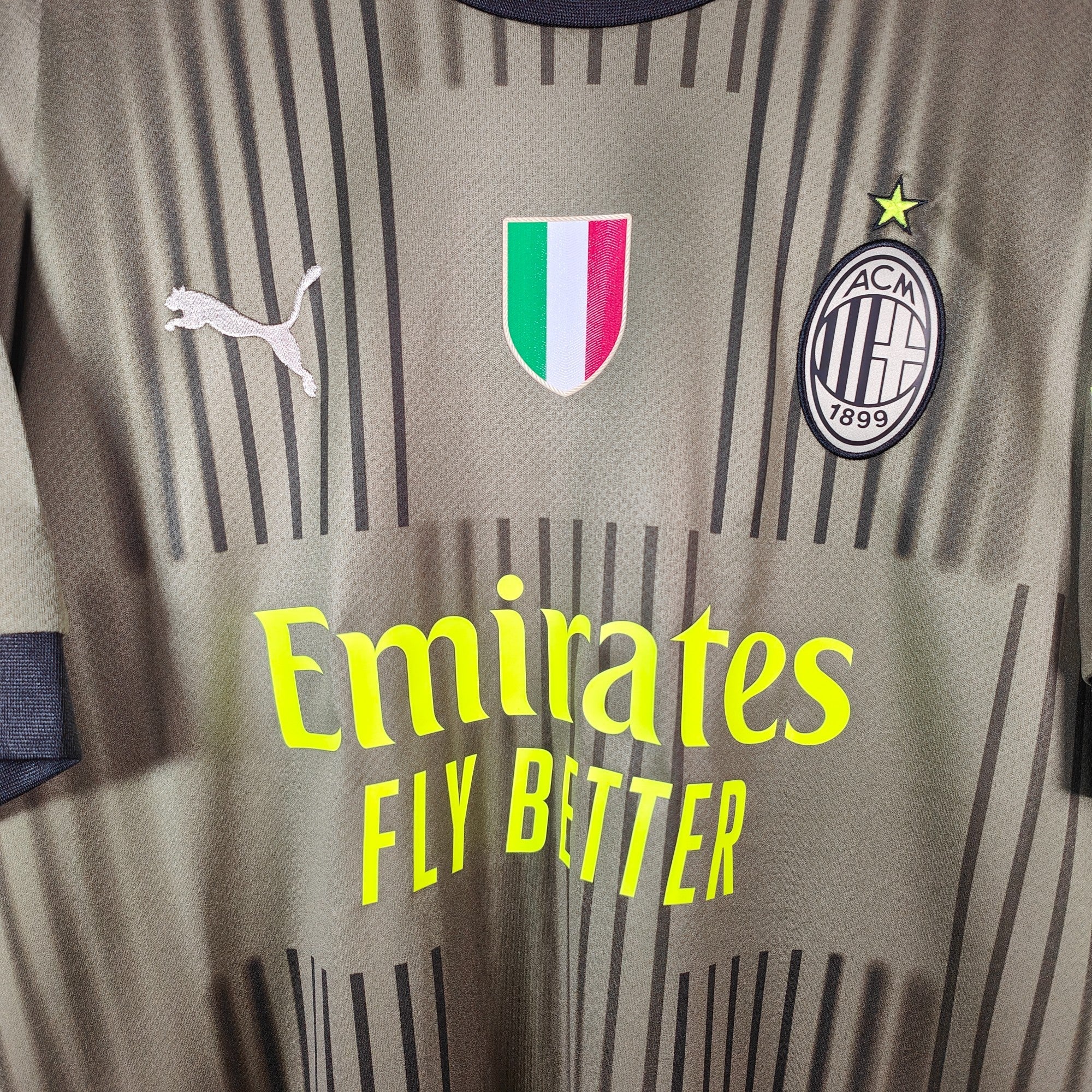 2022 - 23 AC Milan Third Shirt Leao 17 (L) - Eternal Pitch