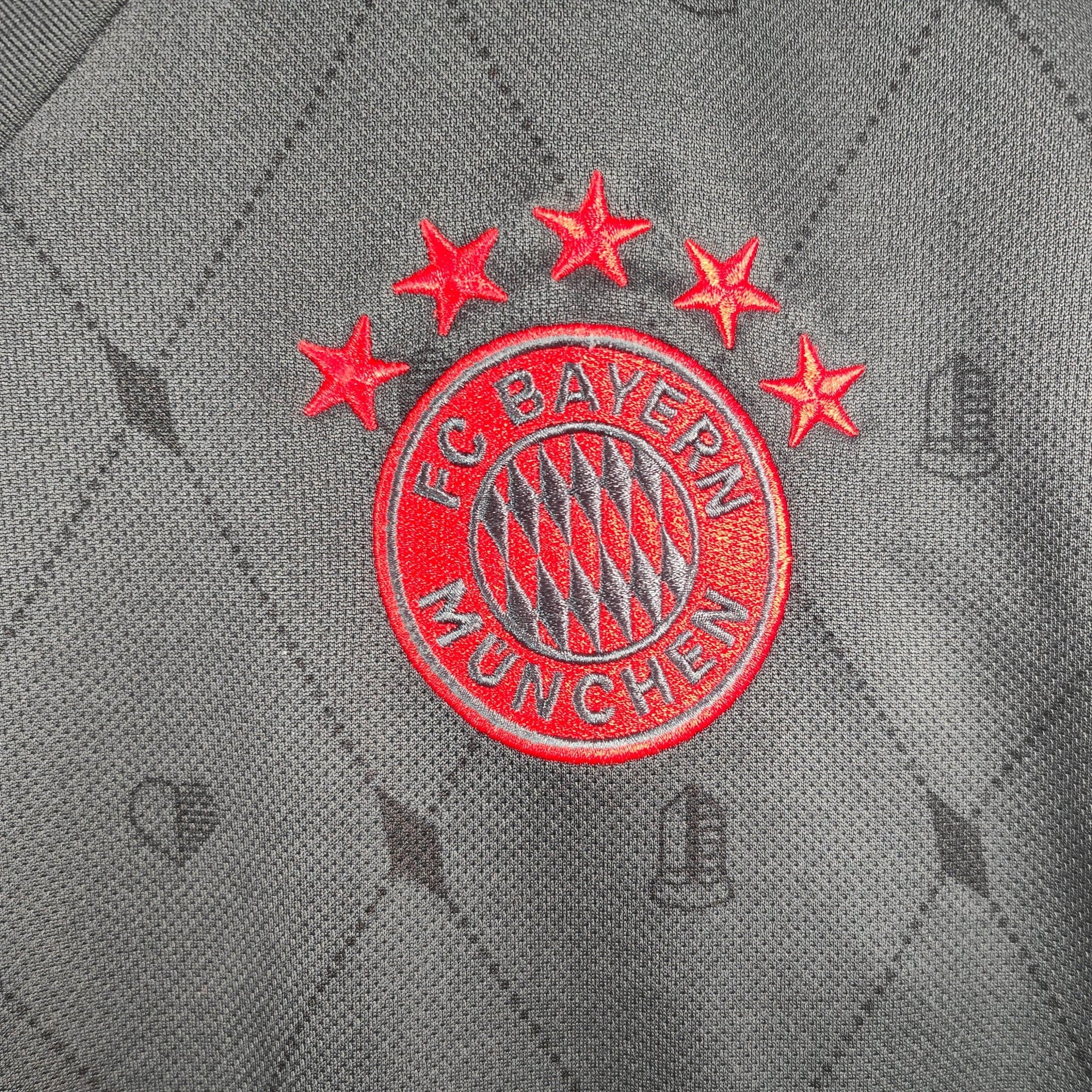 2022 - 23 Bayern Munich Third Shirt Sané 10 (L) - Eternal Pitch
