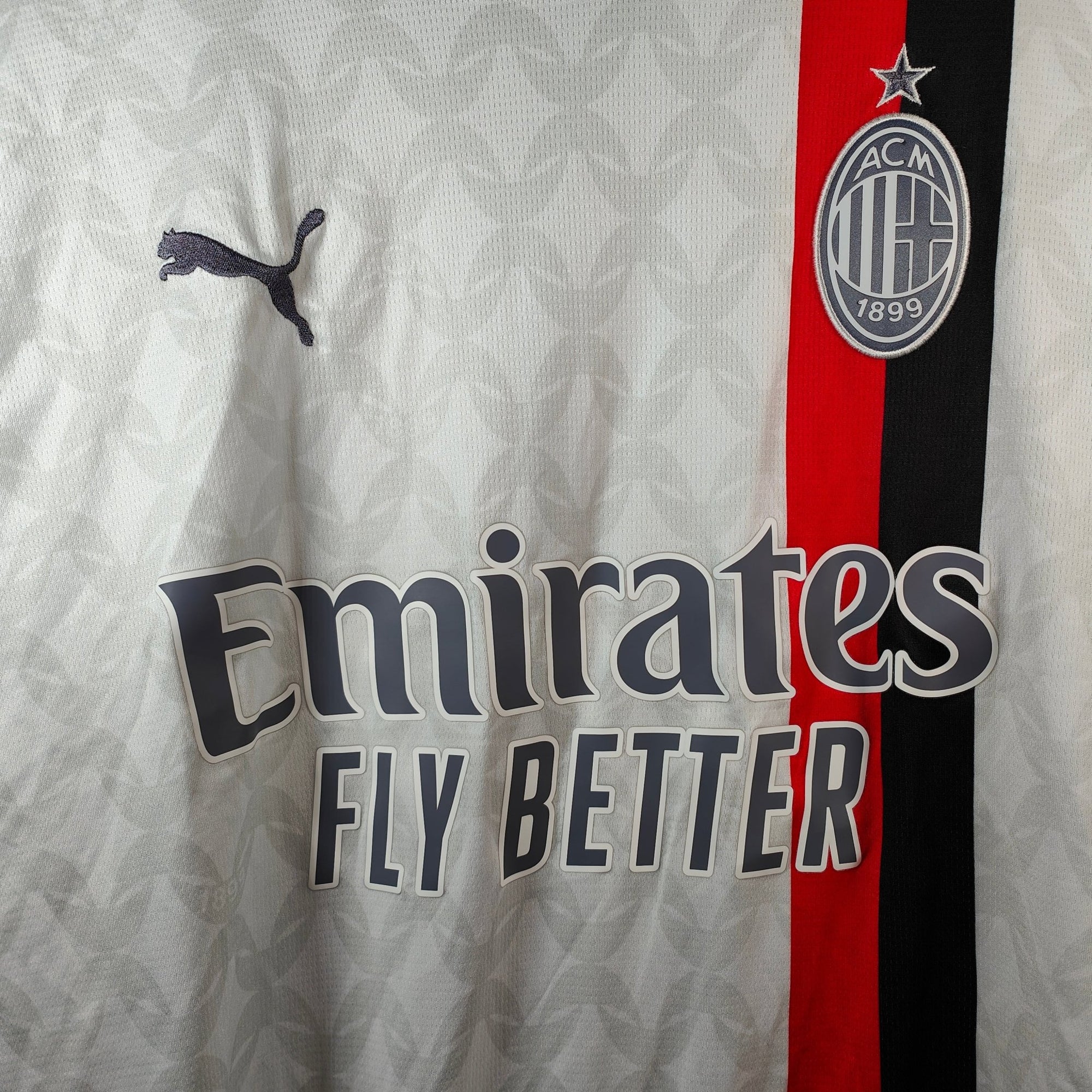2023 - 24 AC Milan Away Shirt Bennacer 4 - 7.5/10 - (M) - Eternal Pitch