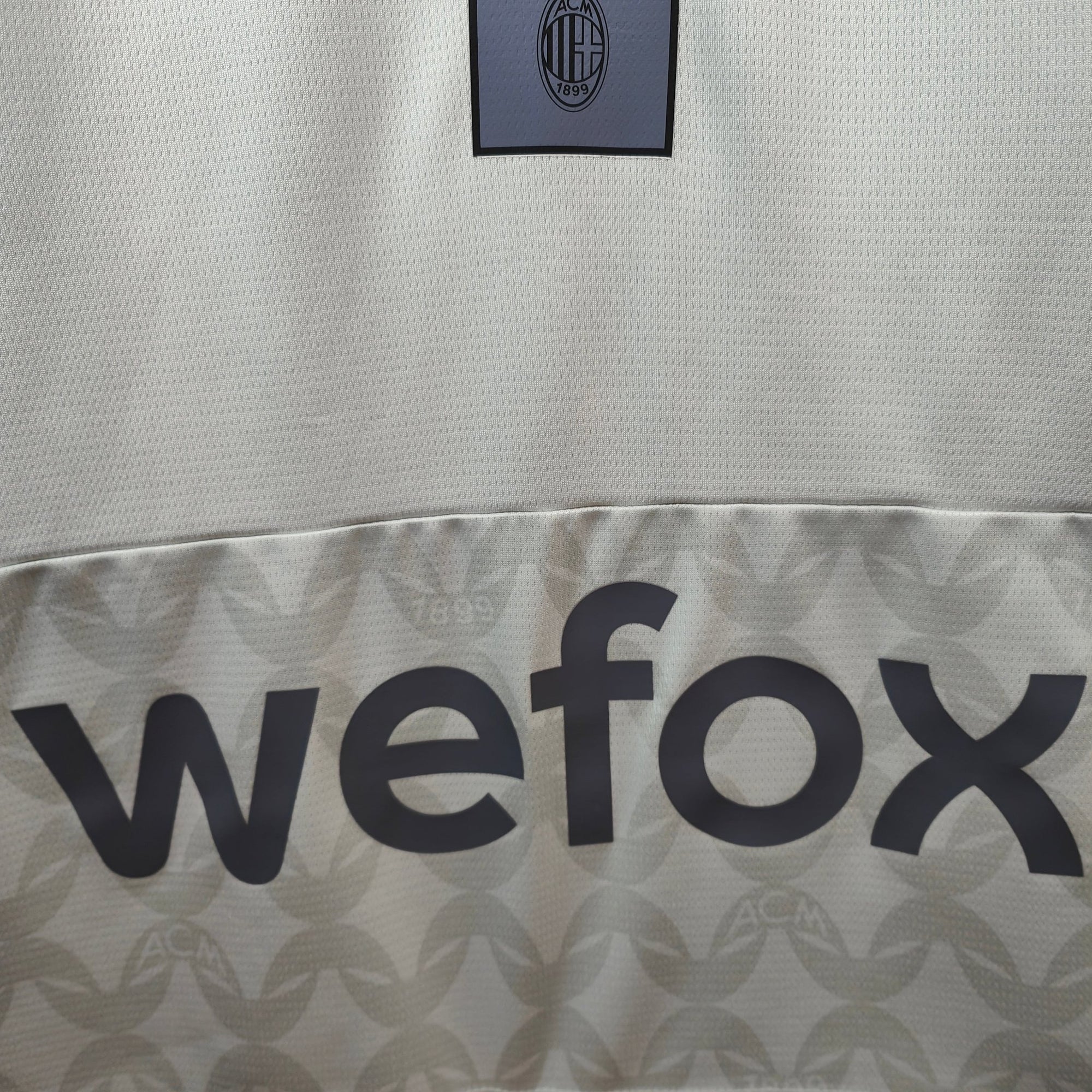 2023 - 24 AC Milan Away Shirt Bennacer 4 - 7.5/10 - (M) - Eternal Pitch