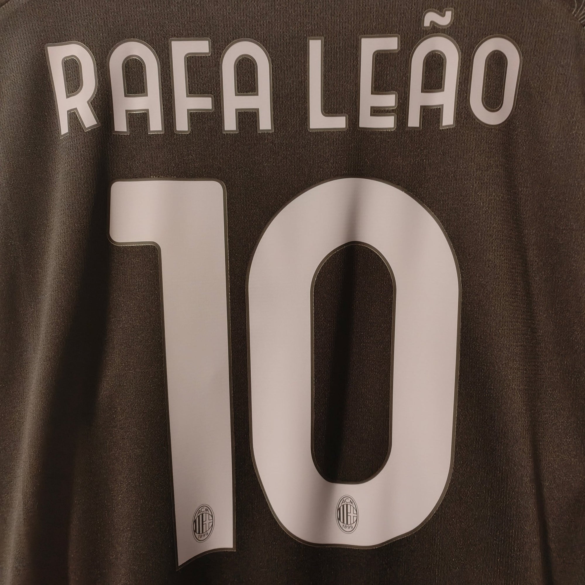 2023 - 24 AC Milan Fourth Shirt Pleasures Rafa Leao 10 - 9.5/10 - (XL) - Eternal Pitch