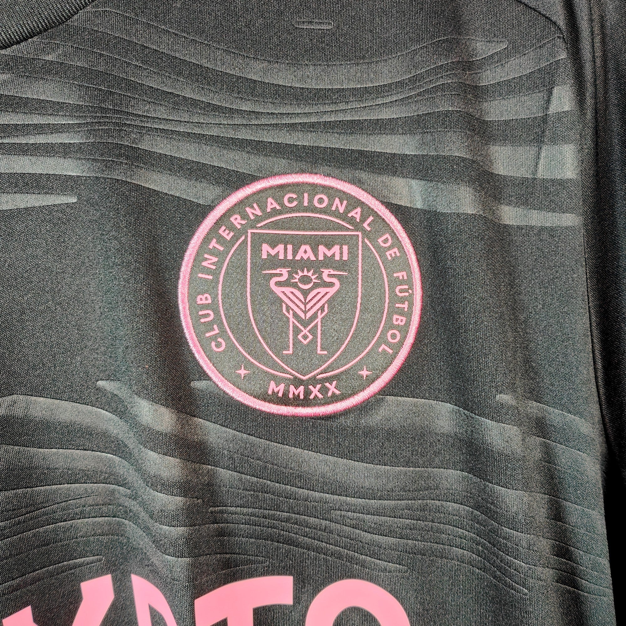 2023 - 24 Inter Miami Away Shirt Suarez 9 - BNWT - (L) - Eternal Pitch