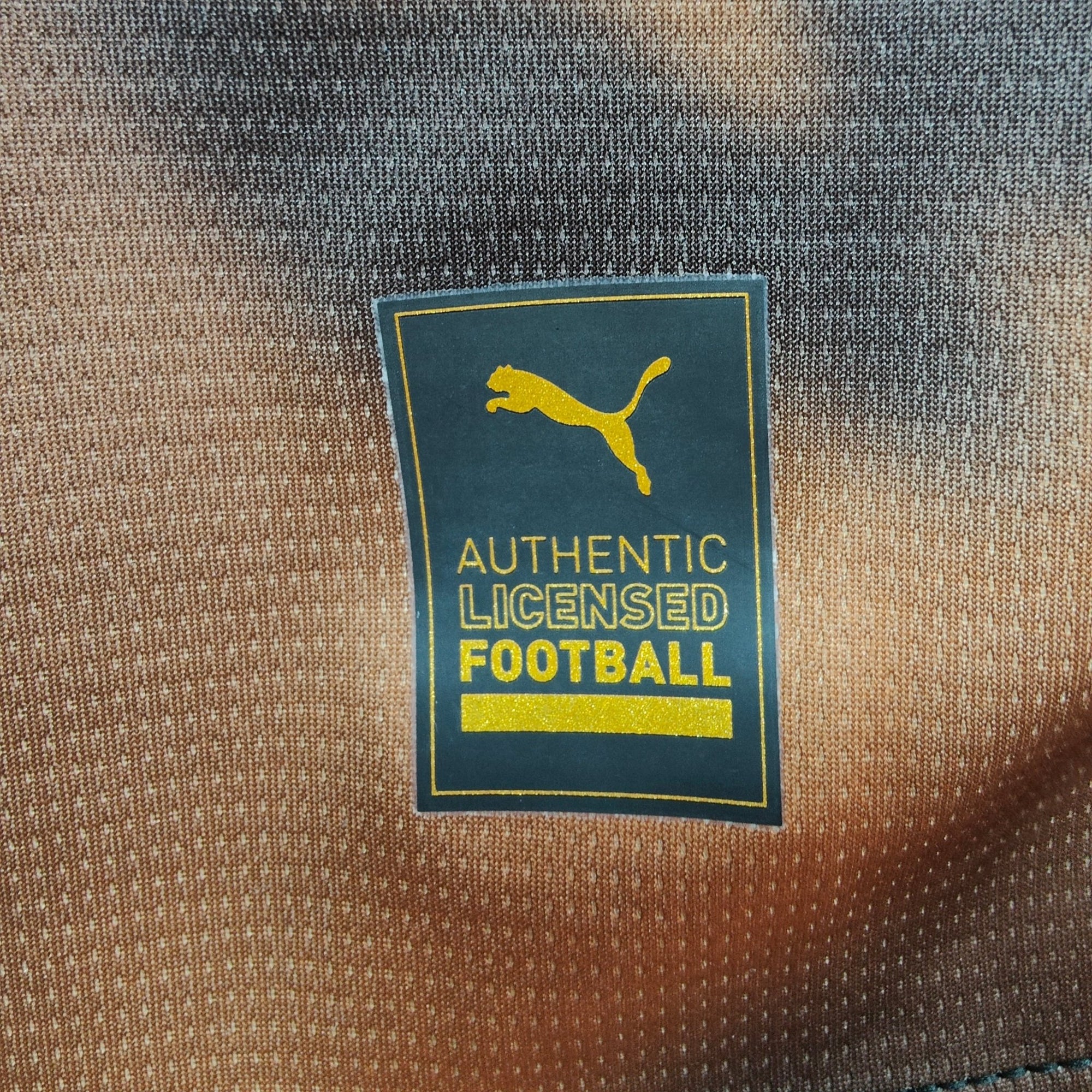 2023 - 24 Olympique Marseille Third Shirt Kondogbia 19 - 9/10 - (M) - Eternal Pitch