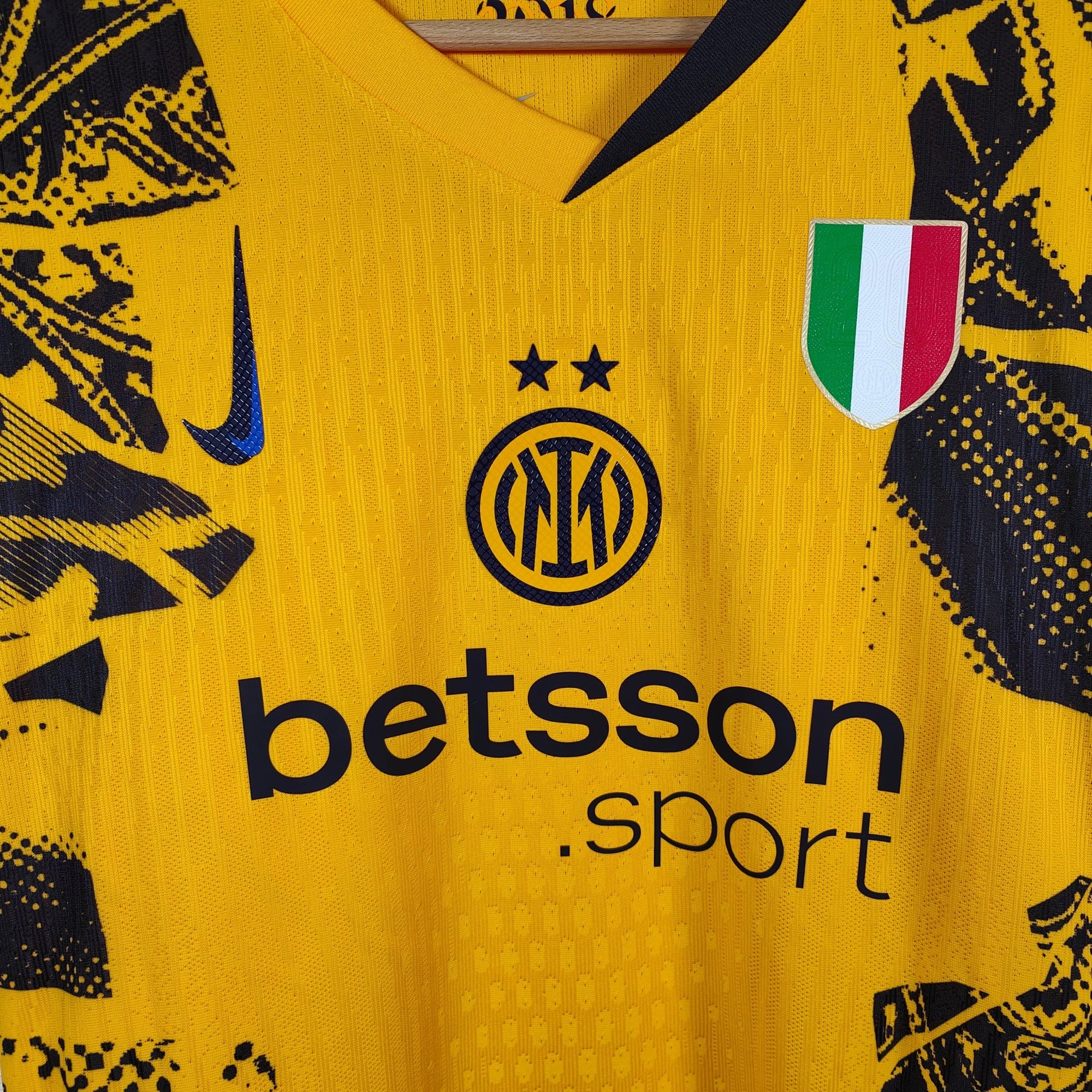 2024 - 25 Inter Milan SIGNED Player Version Third Shirt Di Marco 32 - BNWT - Eternal Pitch