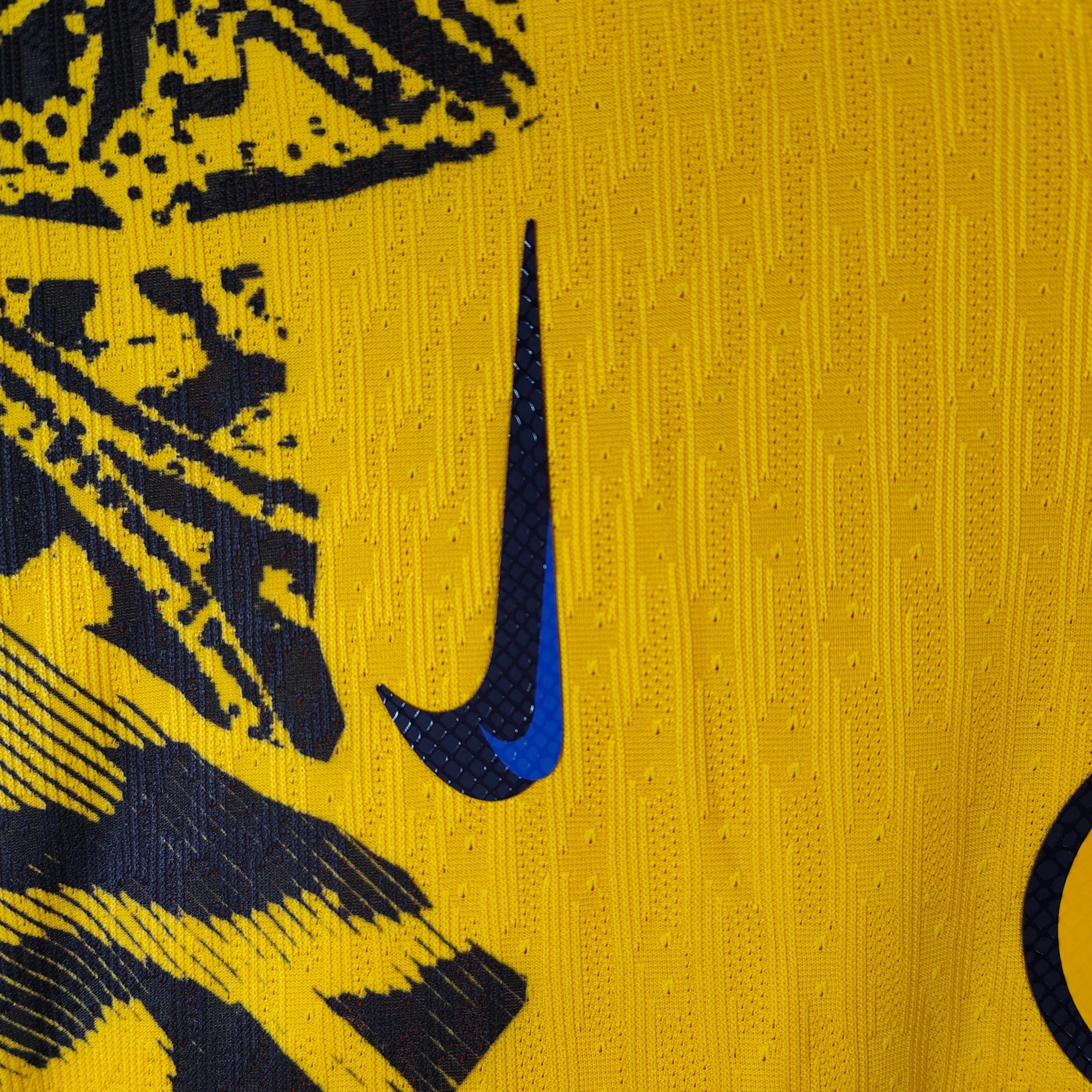 2024 - 25 Inter Milan SIGNED Player Version Third Shirt Di Marco 32 - BNWT - Eternal Pitch