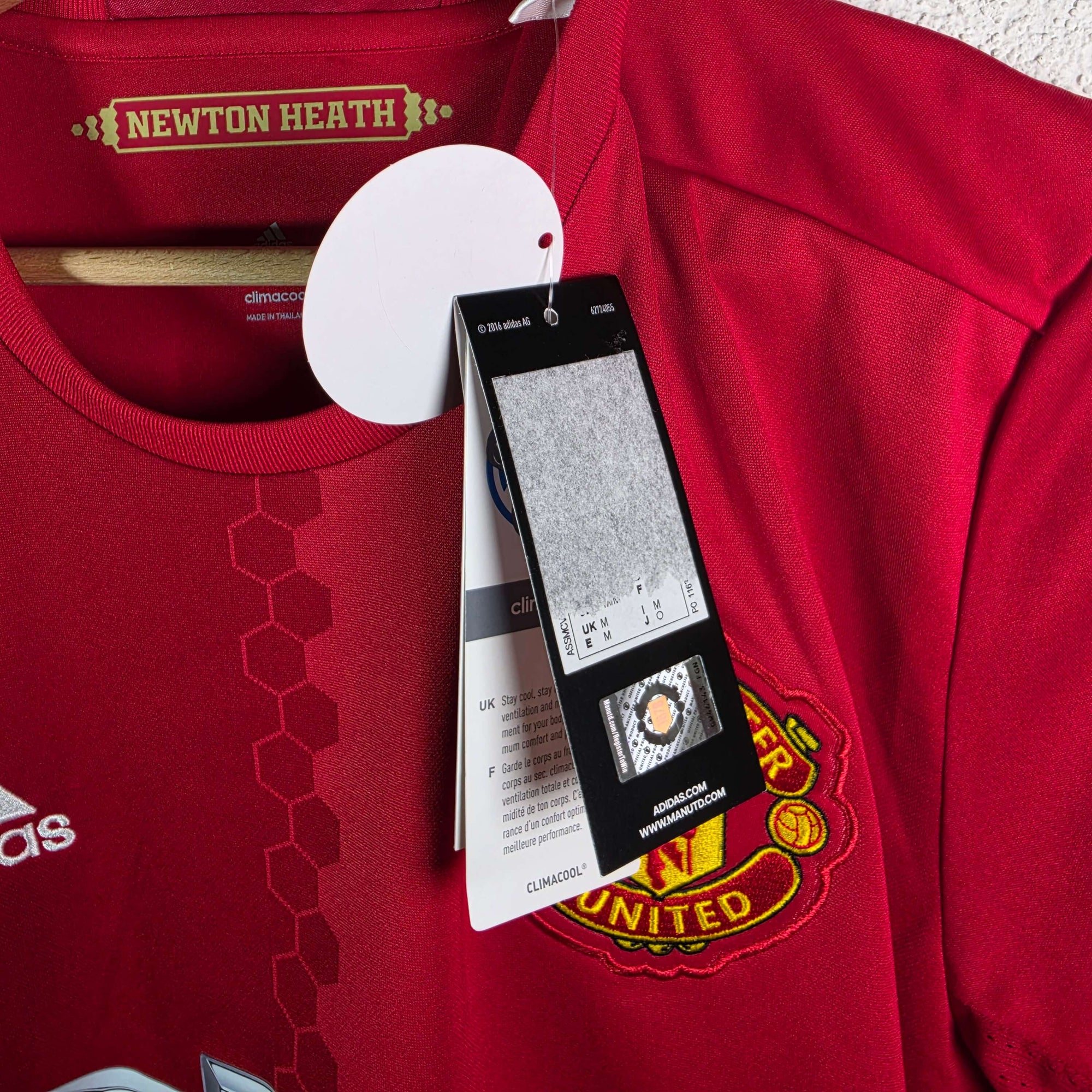 2016-17 Manchester United Home Shirt Pogba 