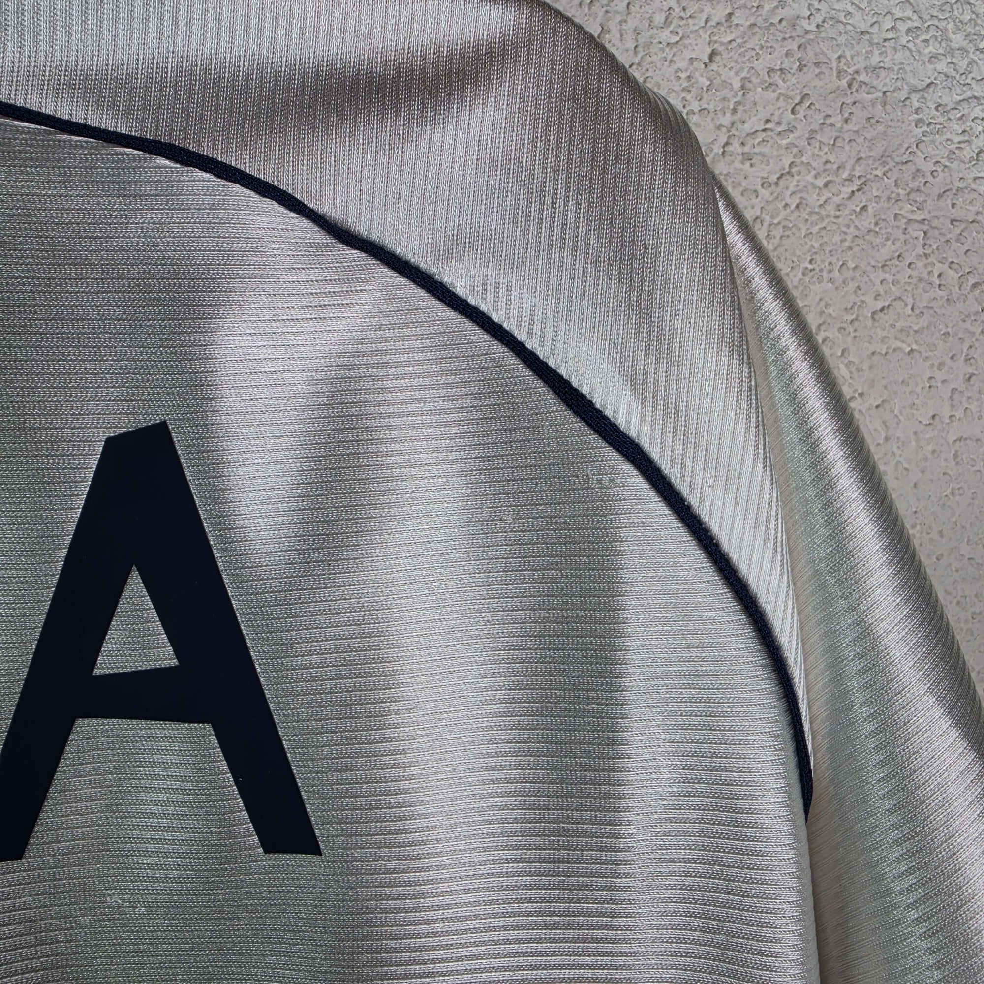 1998-00 Real Madrid Home Shirt Anelka 