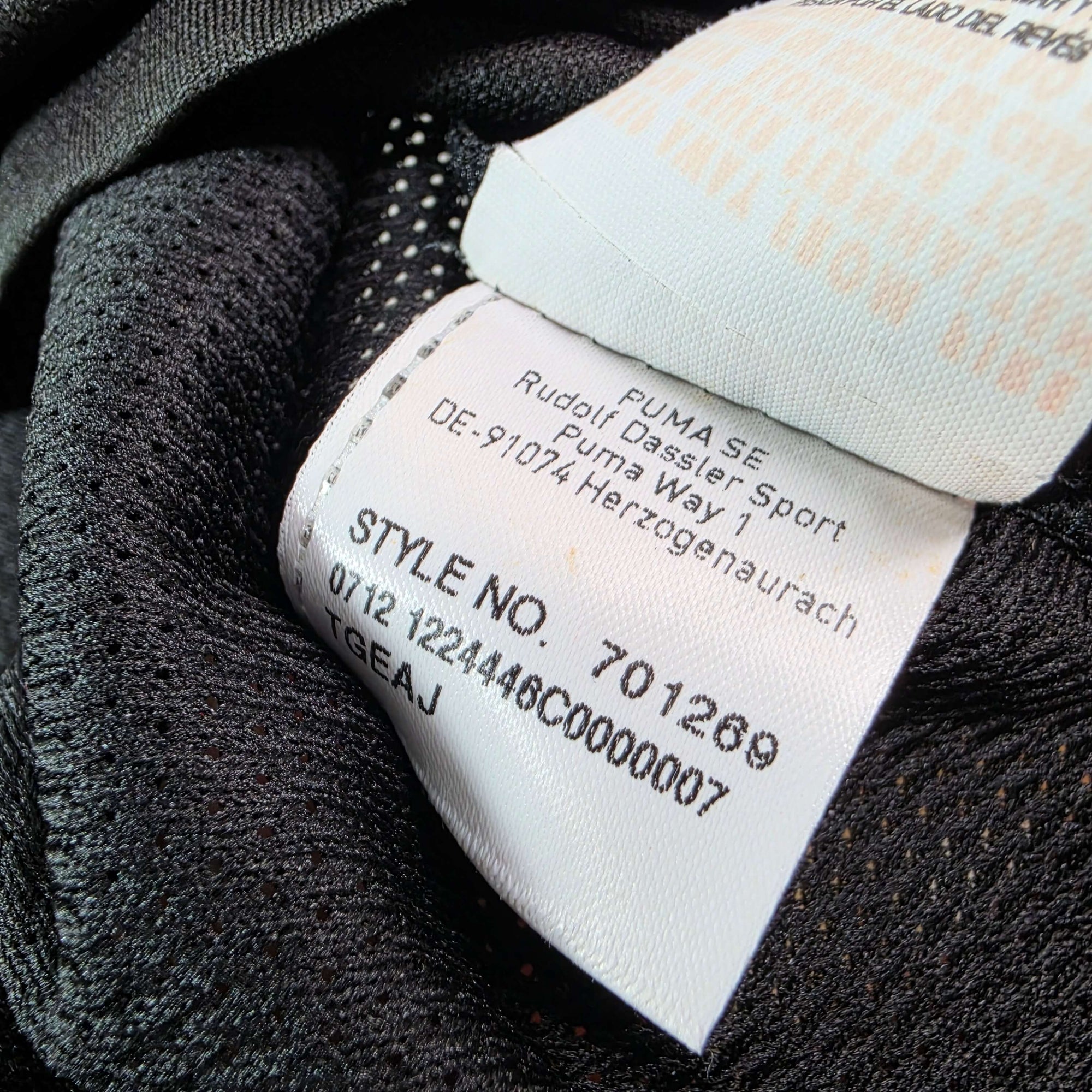 Sporting Shirt  - 9.5/10 - (S)