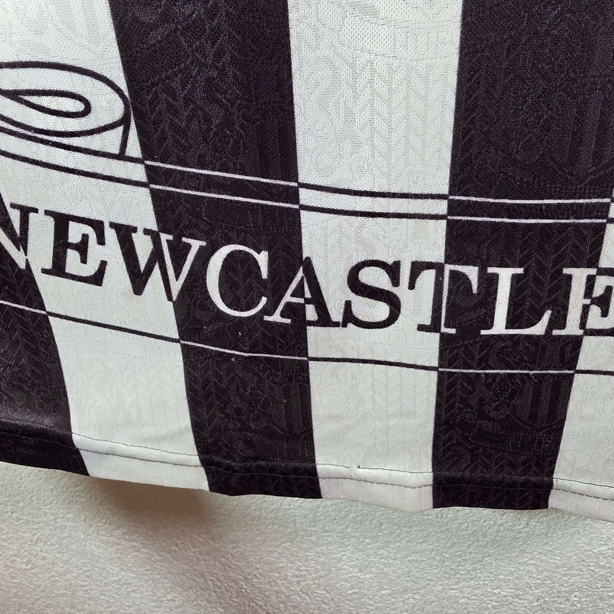 1997-99 Newcastle Home Shirt Shearer 