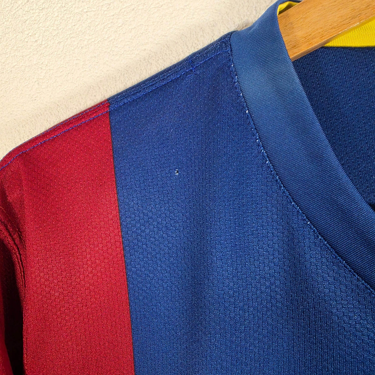 2006-07 FC Barcelona Home Shirt Ronaldinho 
