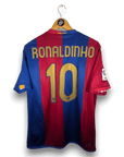 2006-07 FC Barcelona Home Shirt Ronaldinho 