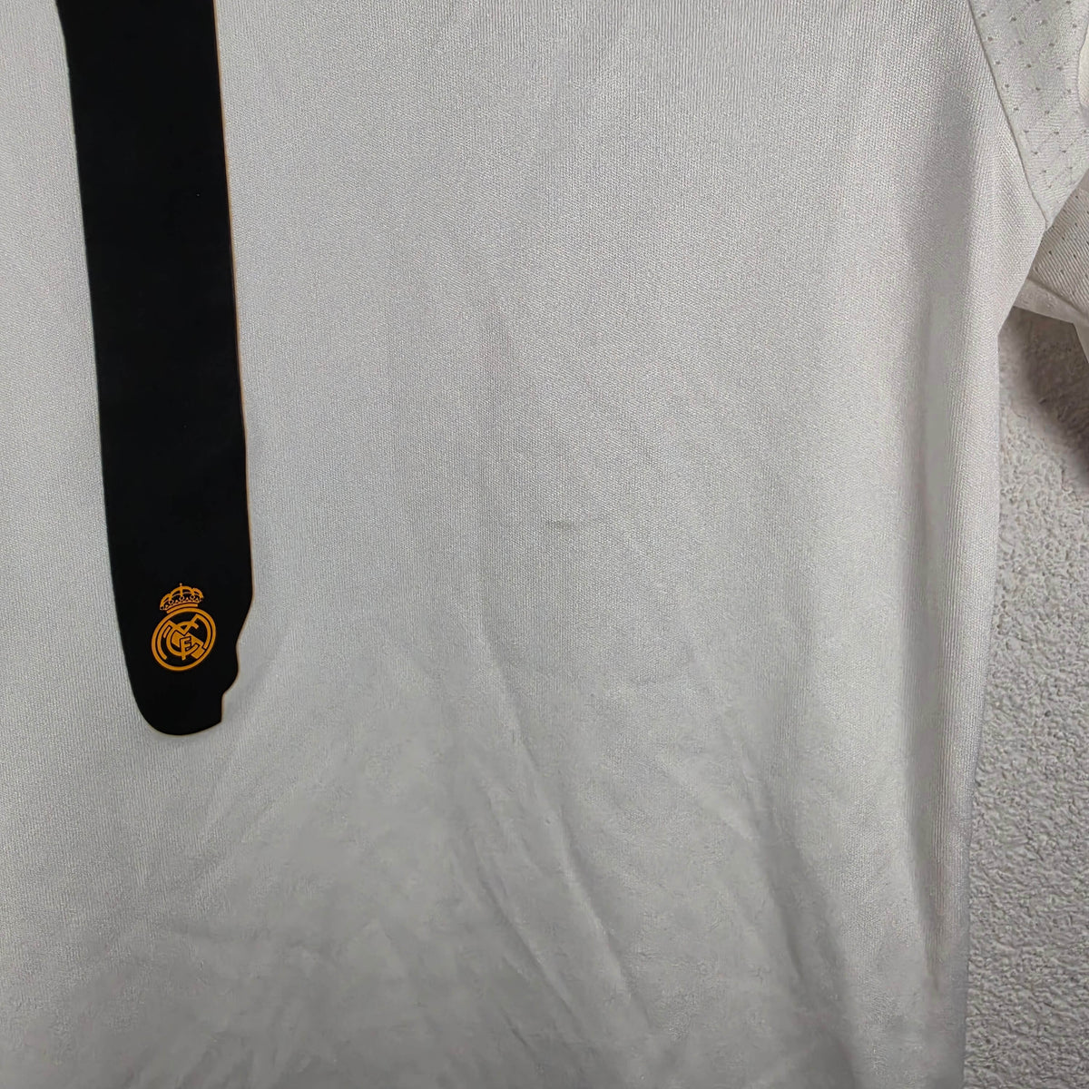 2013-14 Real Madrid Home Shirt Bale 