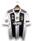 2018-19 Juventus Home Shirt Ronaldo 