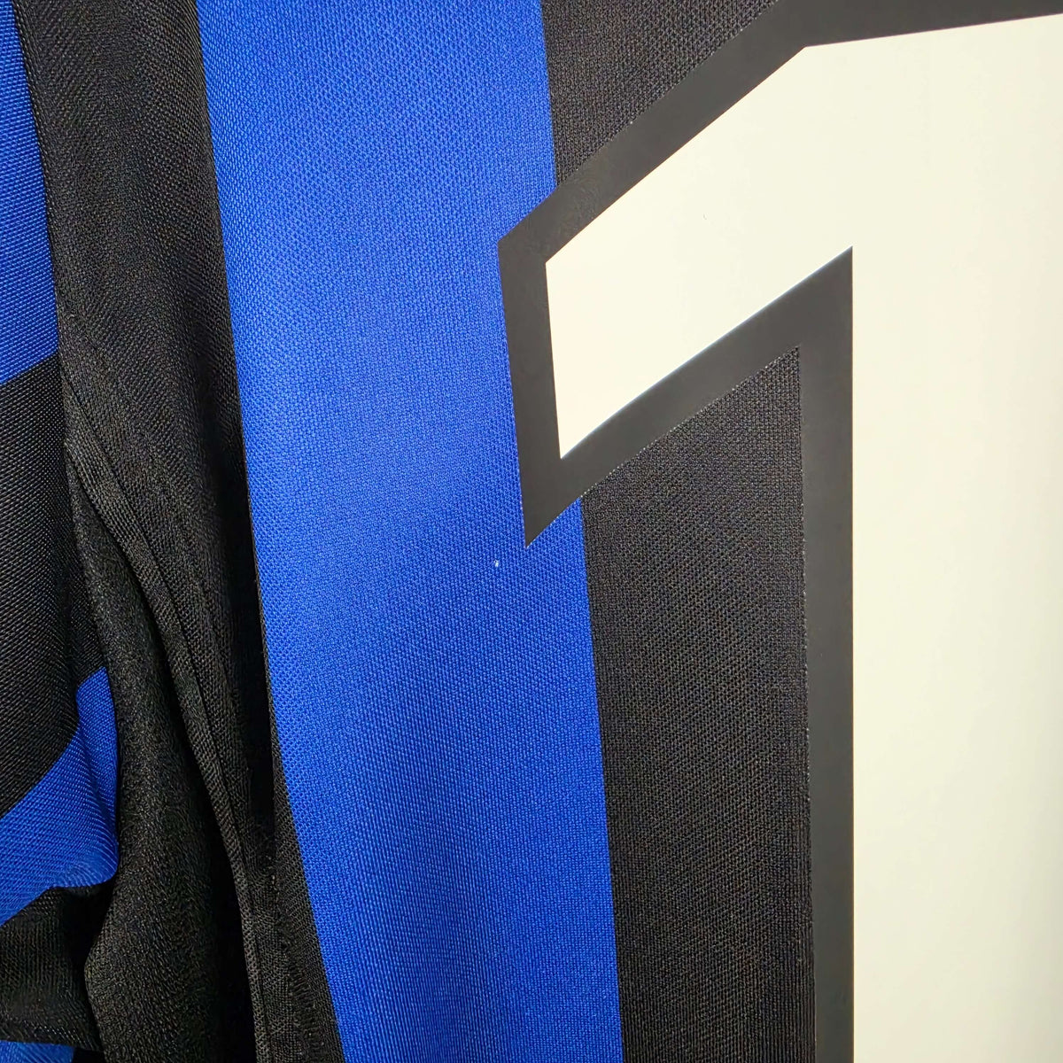 1998-99 Inter Milan Home Shirt Zamorano 