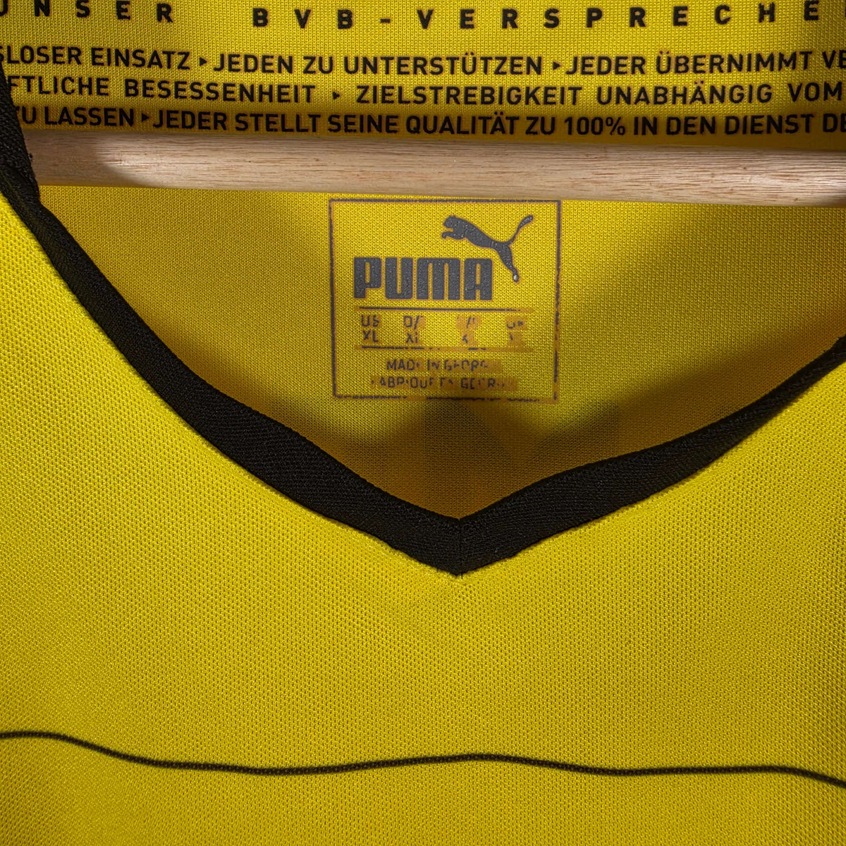 2015-16 Dortmund Home Shirt Aubameyang 