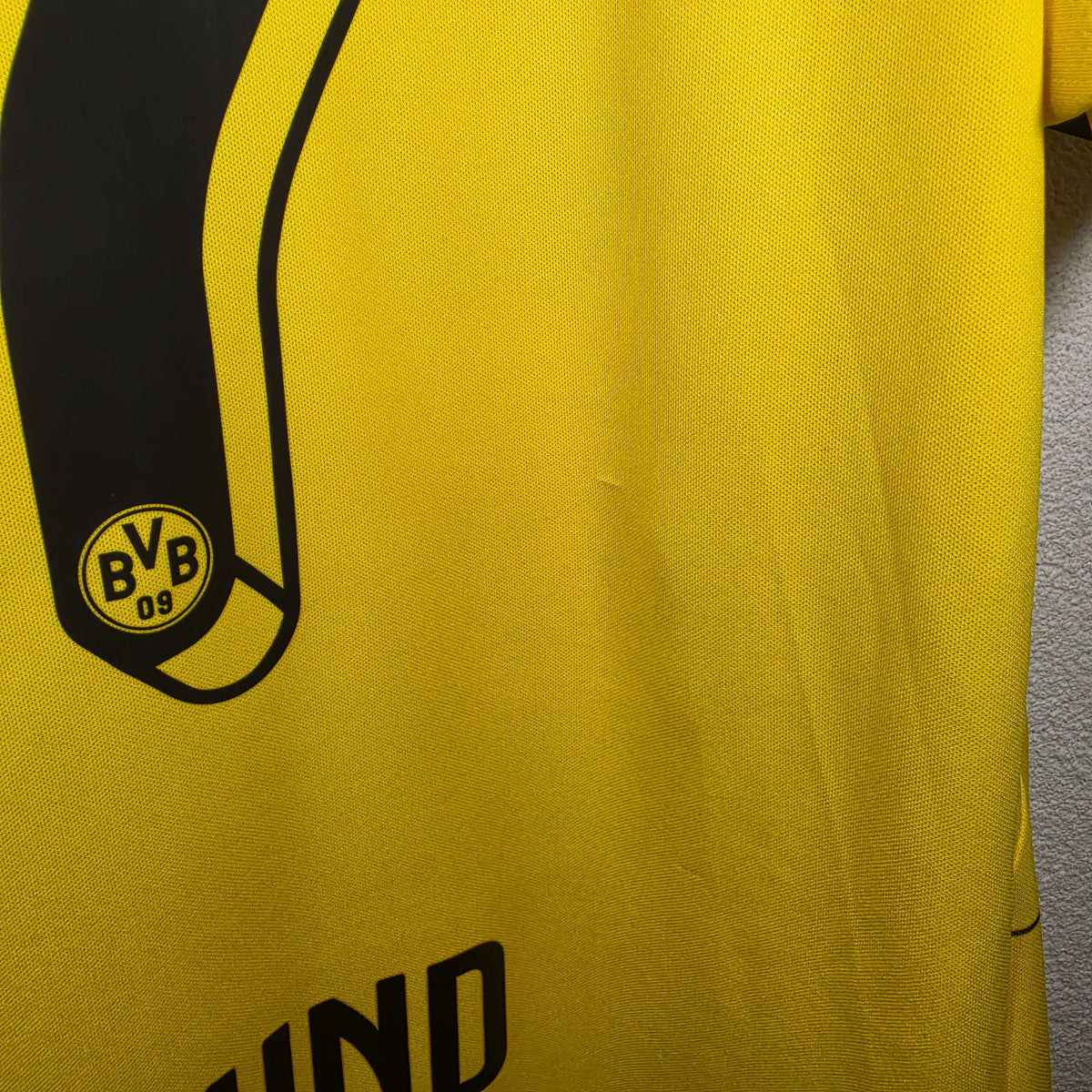 2015-16 Dortmund Home Shirt Aubameyang 