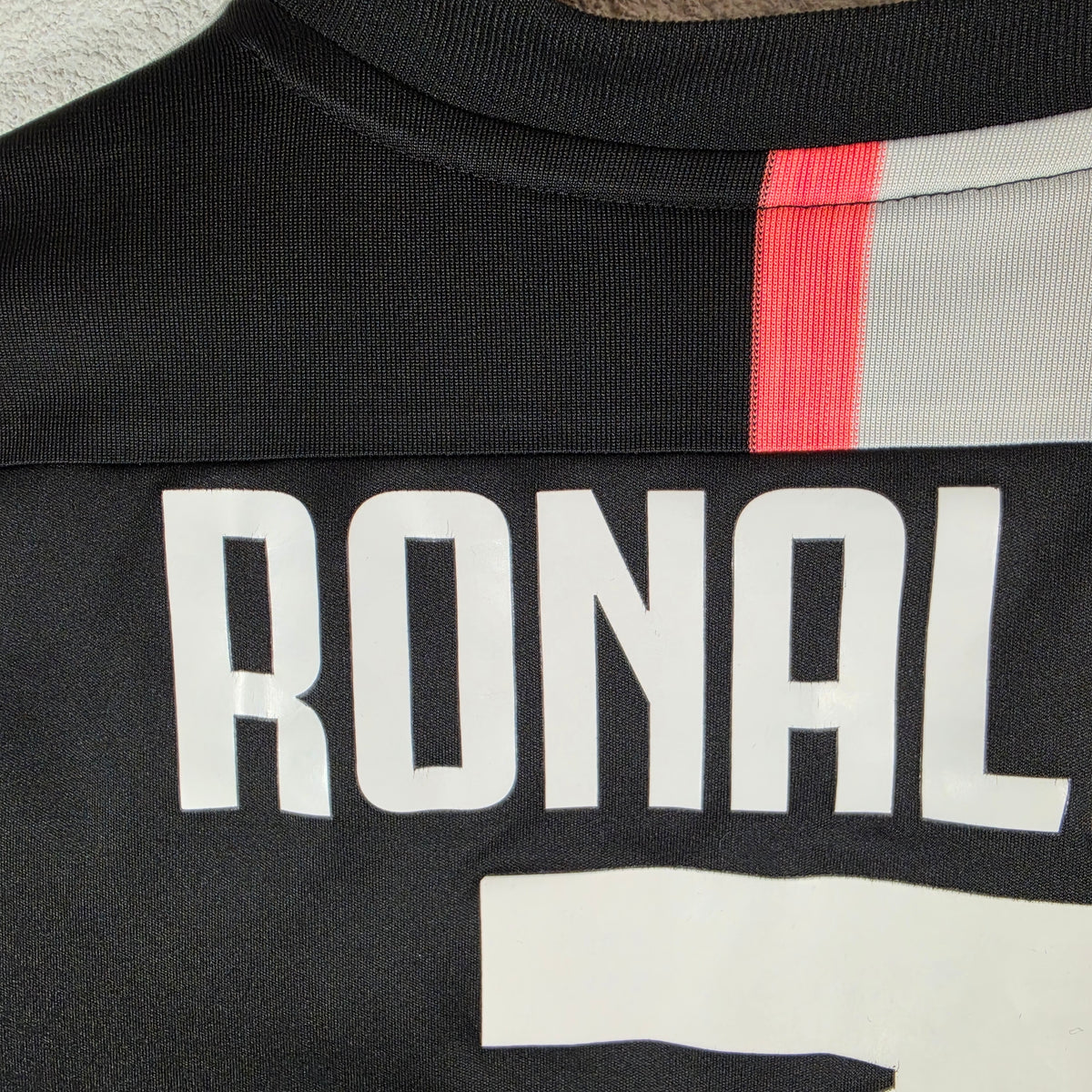 2019-20 Juventus Home Shirt Ronaldo 