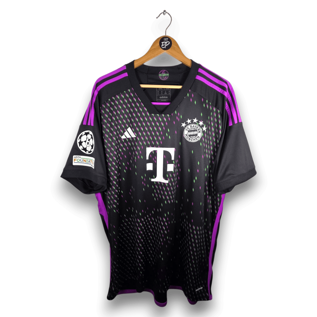 2023-24 Bayern Munich Away Shirt Kane 