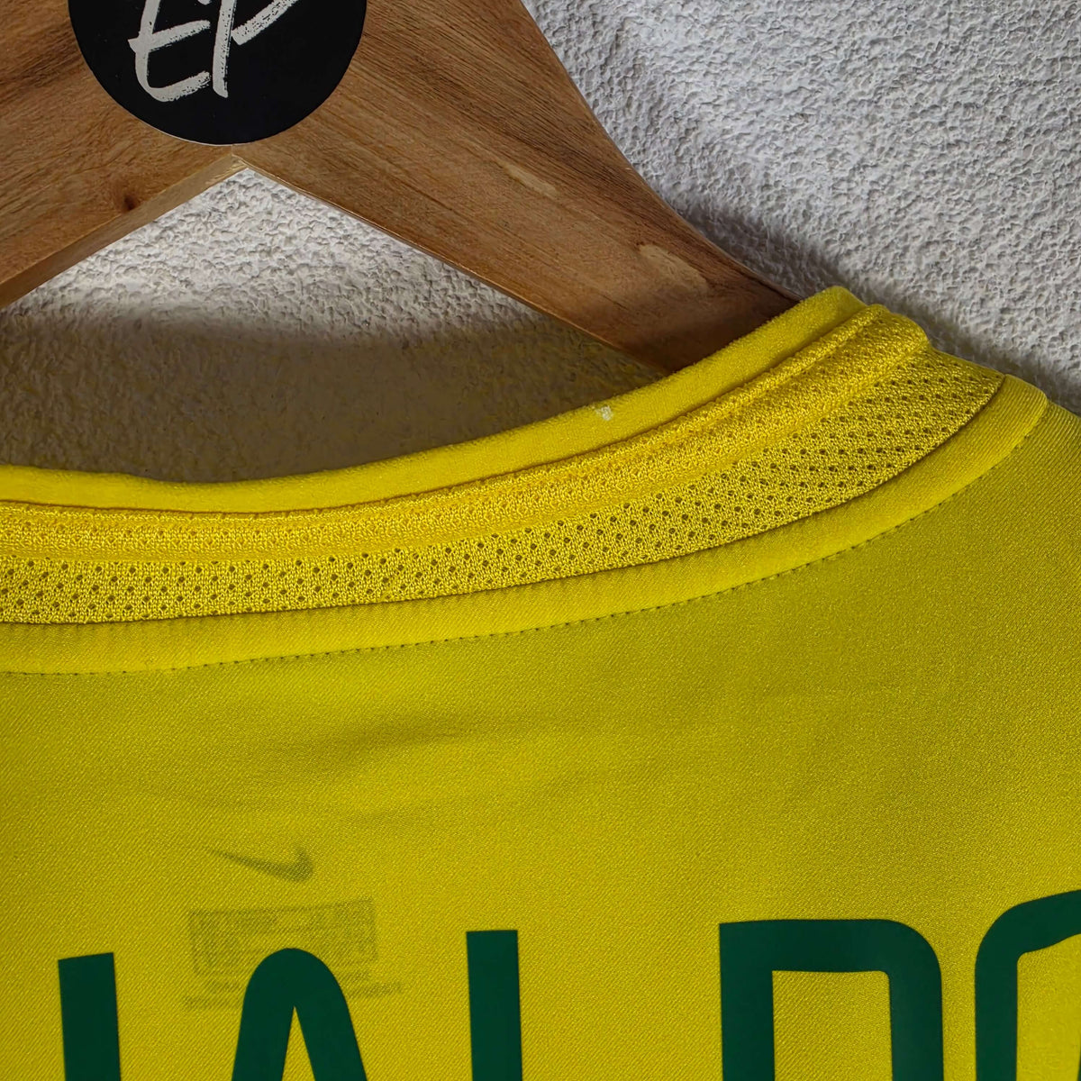 2002-04 Brazil Home Shirt Ronaldo 