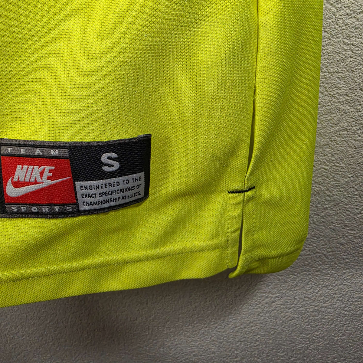 1997-98 Dortmund Home Shirt LS Chapuisat 