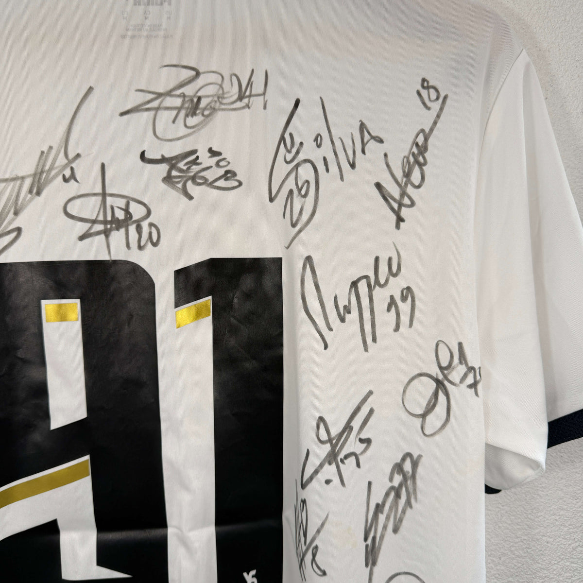 2022-23 Yverdon Sport Away Shirt Match Issue SIGNED Vishi 