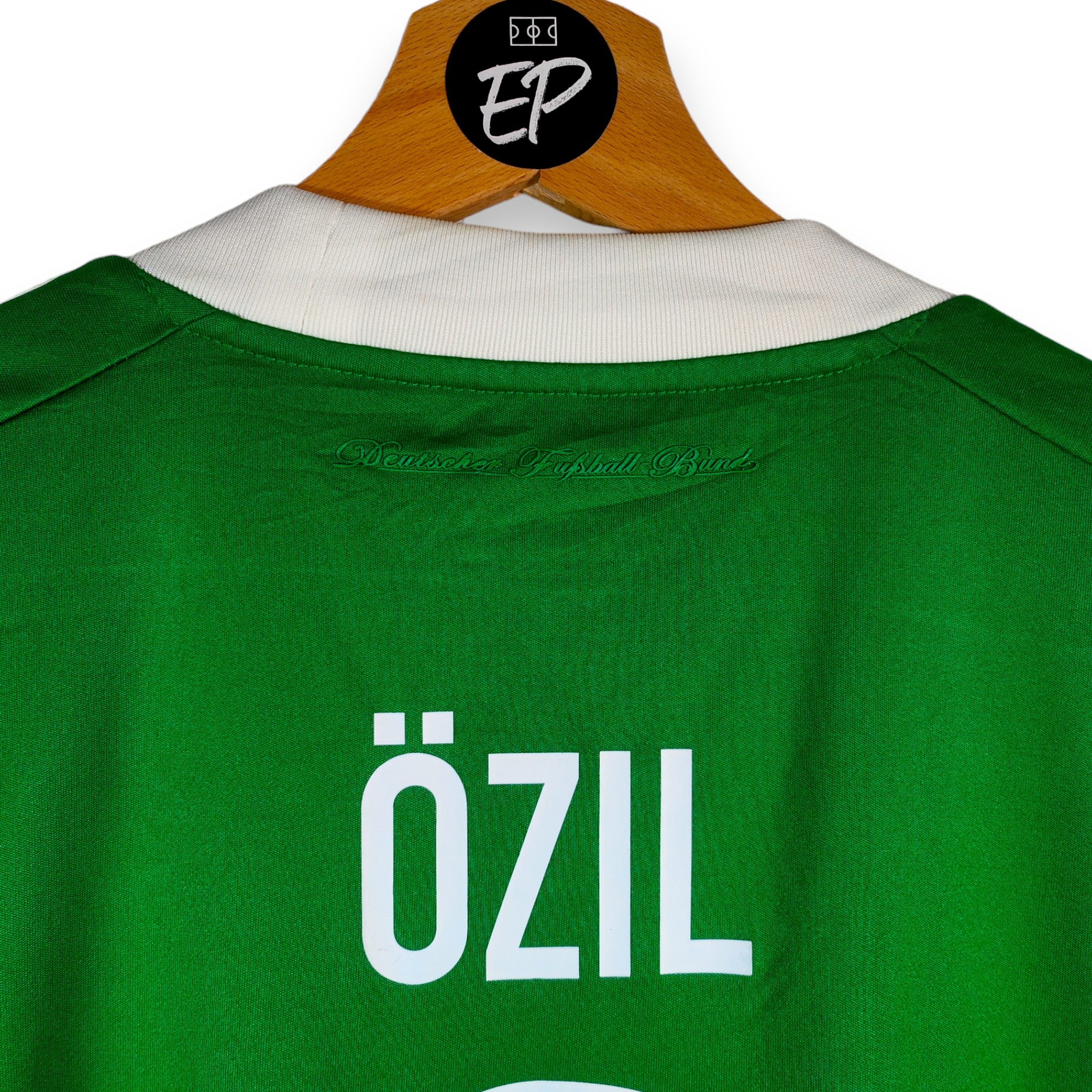 2012-13 Germany Away Shirt Özil 