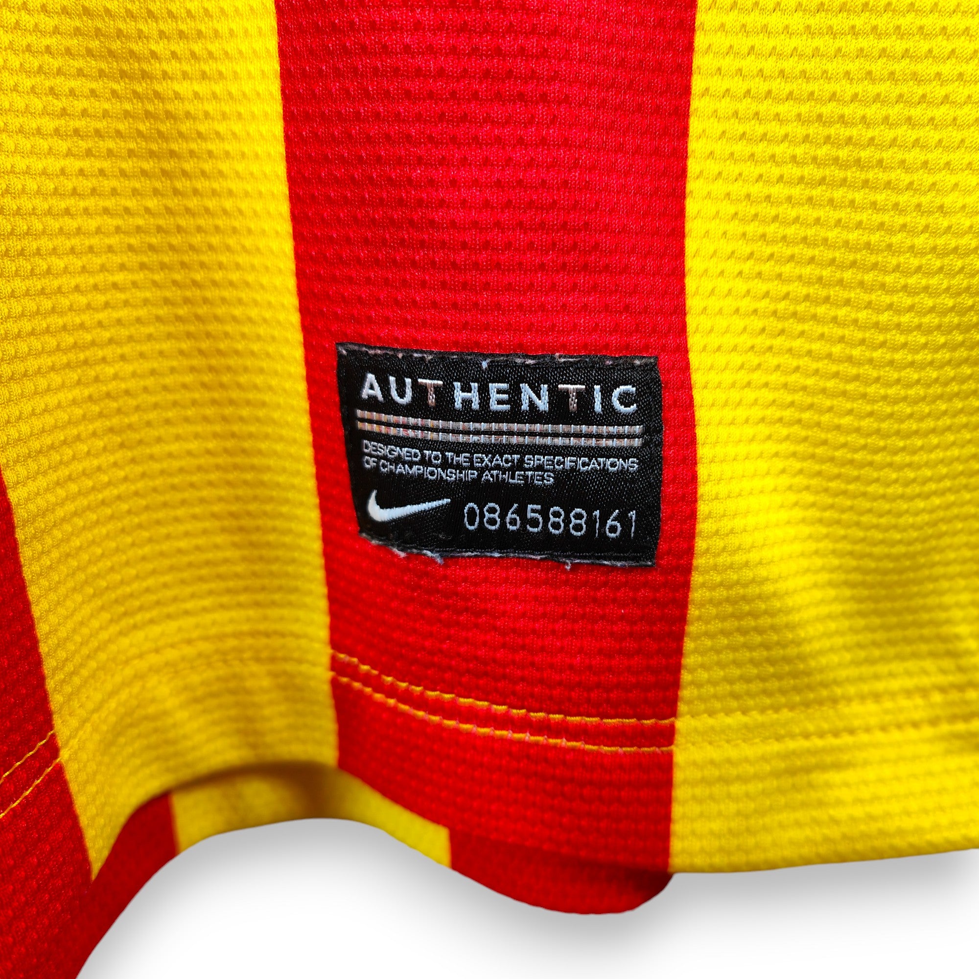 2013-14 FC Barcelona Away Shirt Iniesta 