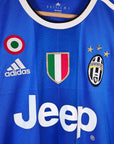 2016-17 Juventus Away Shirt Bonucci 