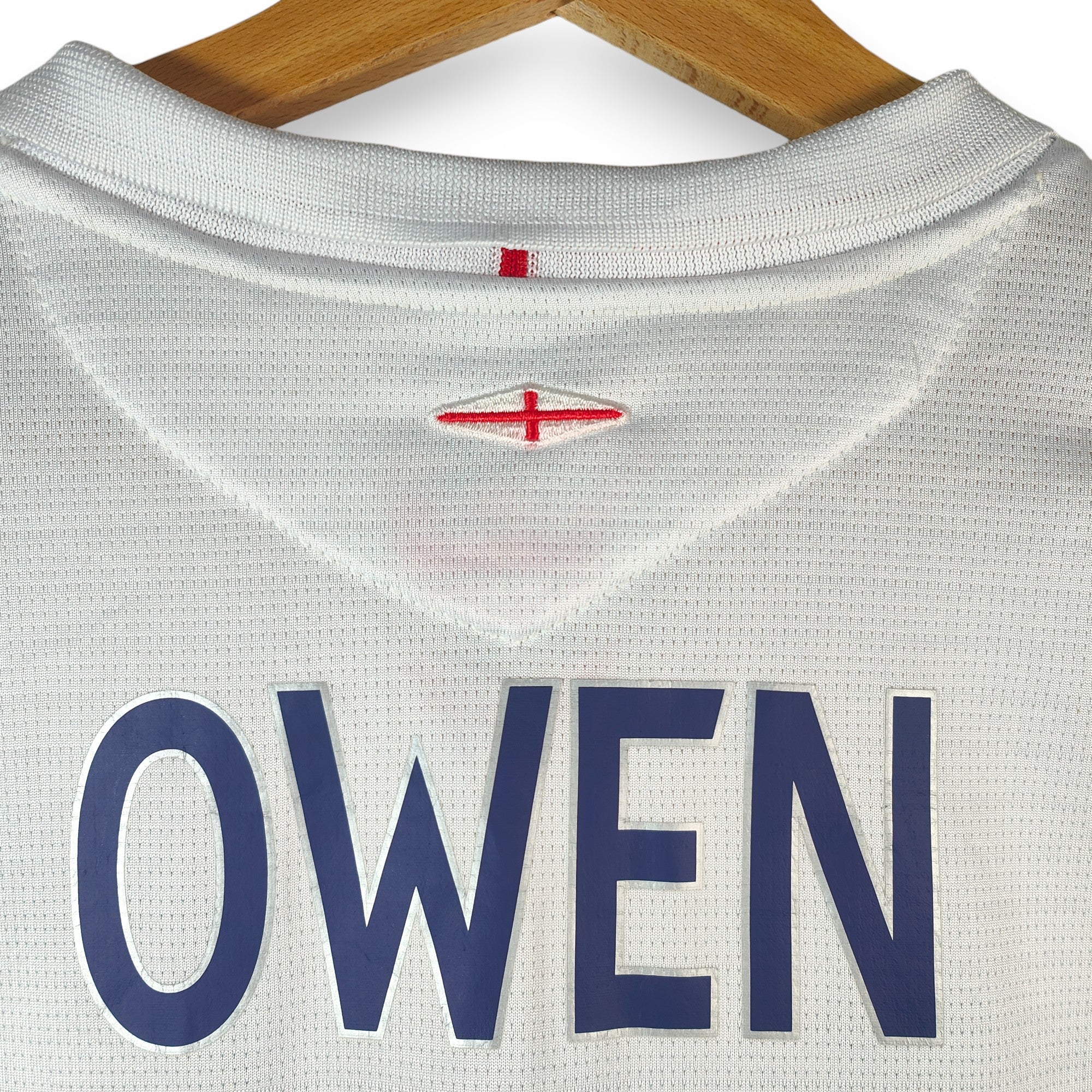 2005-07 England Home Shirt Owen 