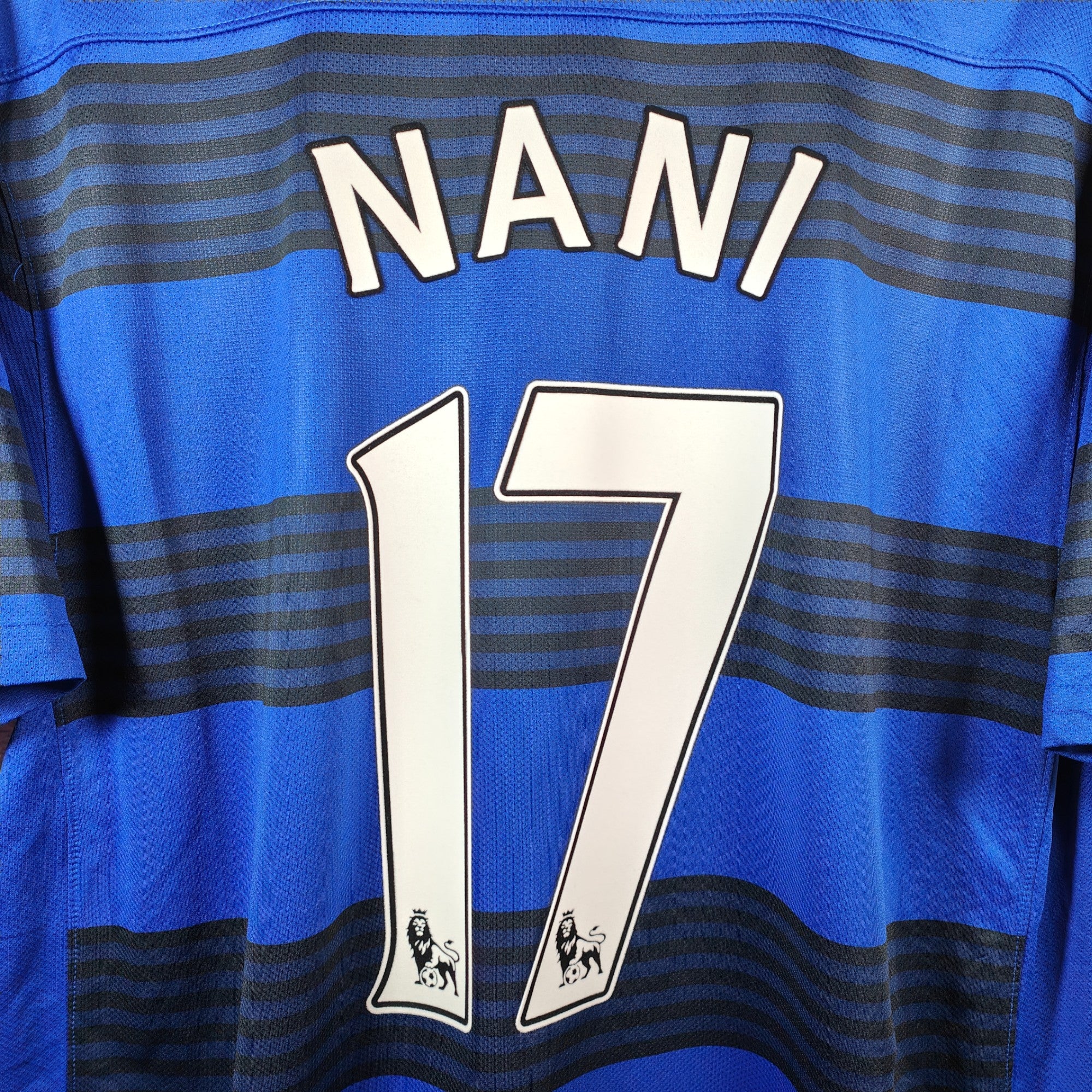 2011-13 Manchester United Away Shirt Nani 